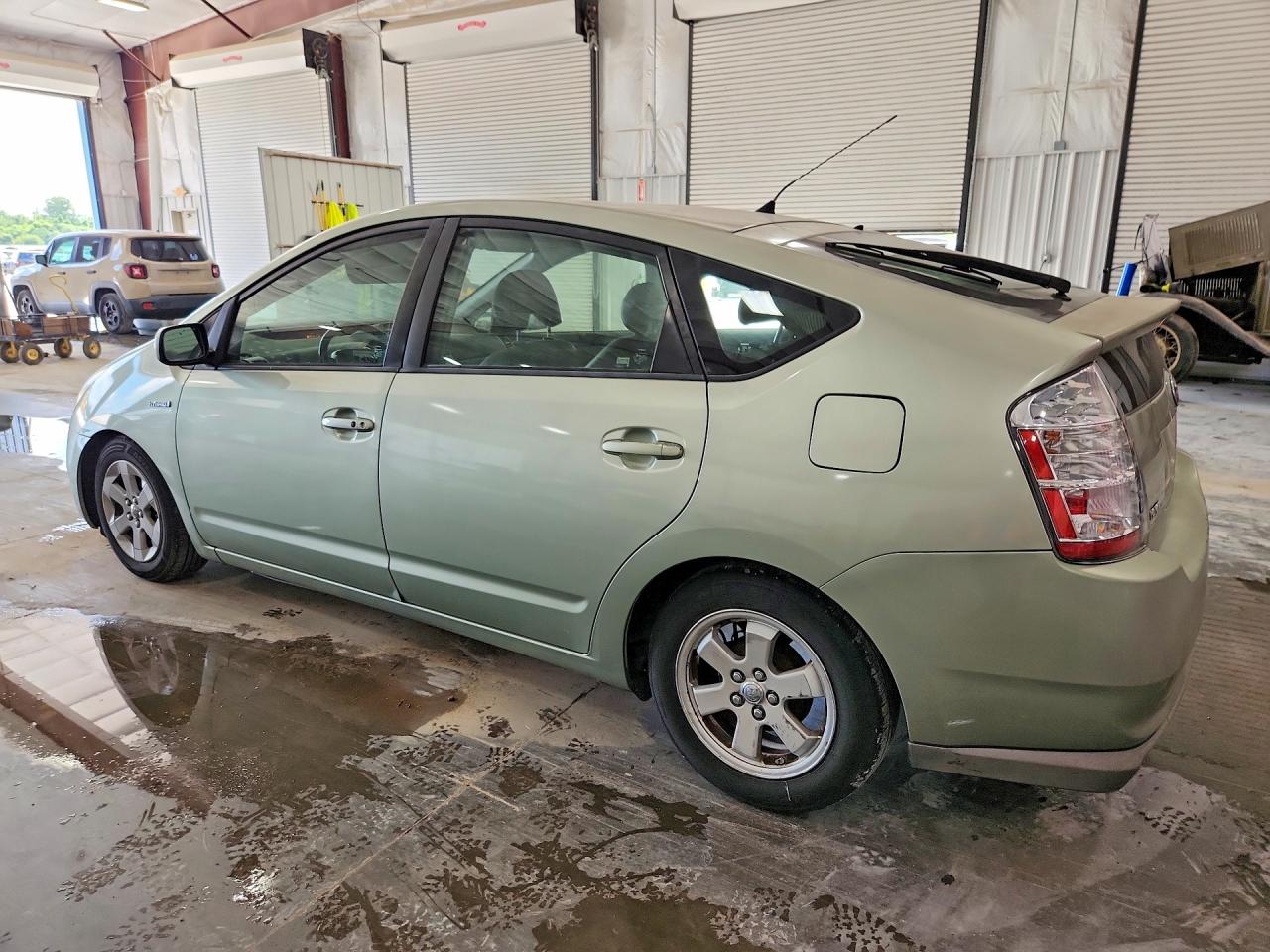2008 Toyota Prius Base Green vin: JTDKB20U187727314