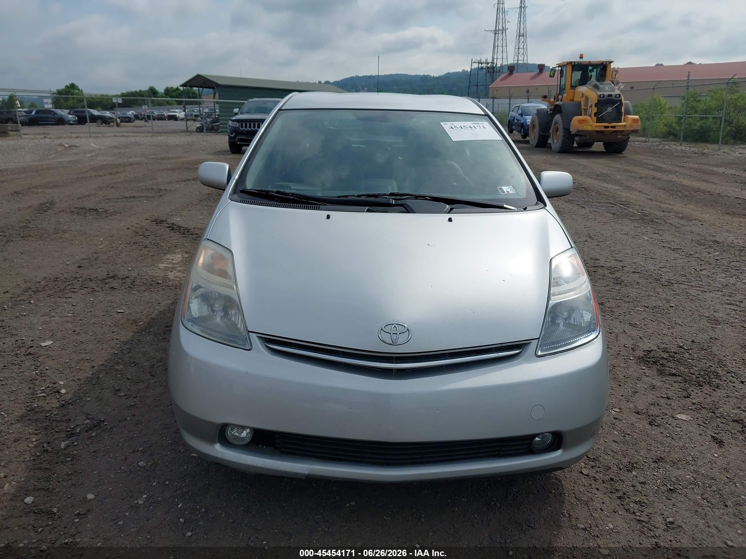2008 Toyota Prius   Silver vin: JTDKB20U187776321