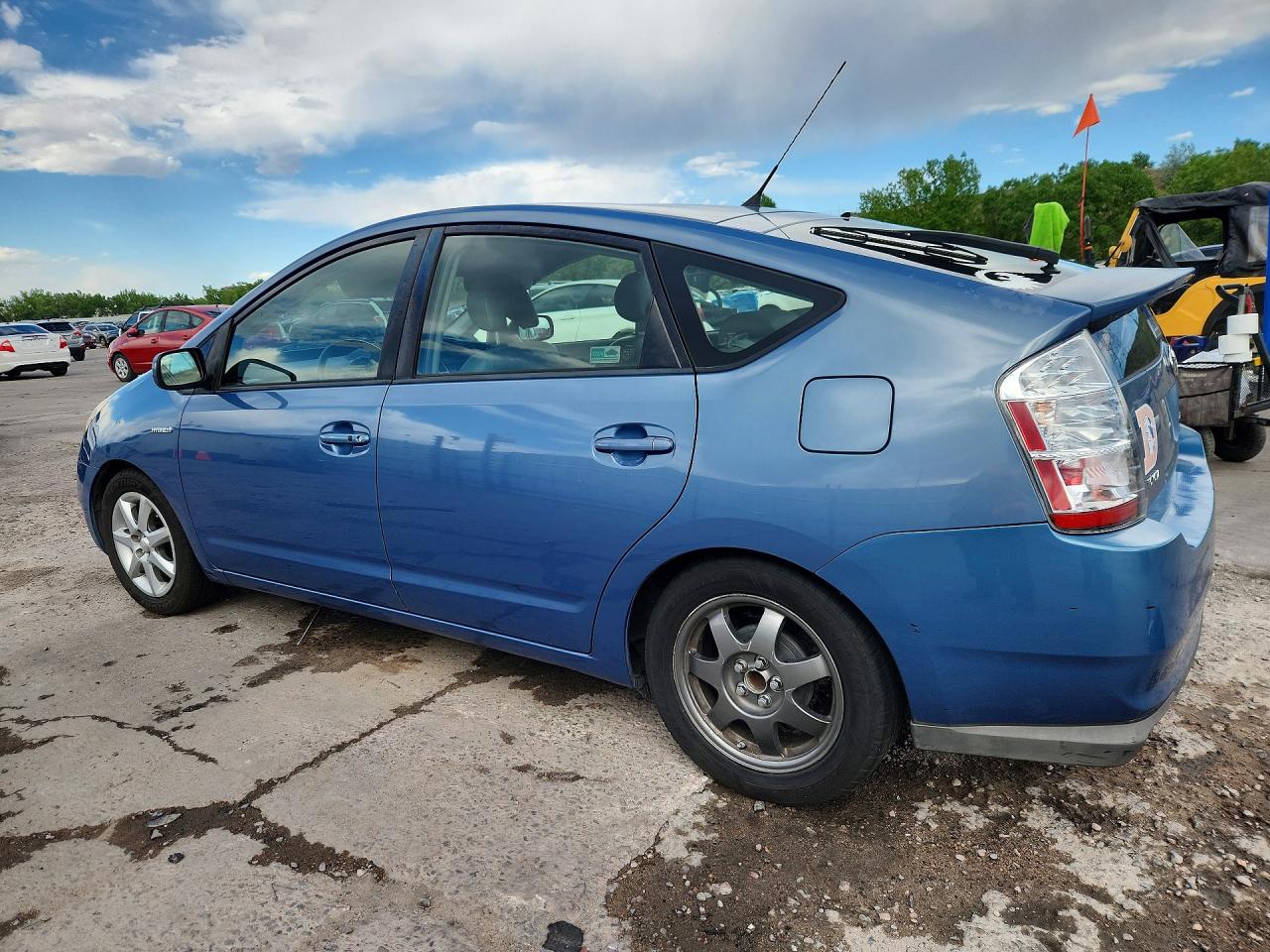 2008 Toyota Prius Touring Blue vin: JTDKB20U187783060