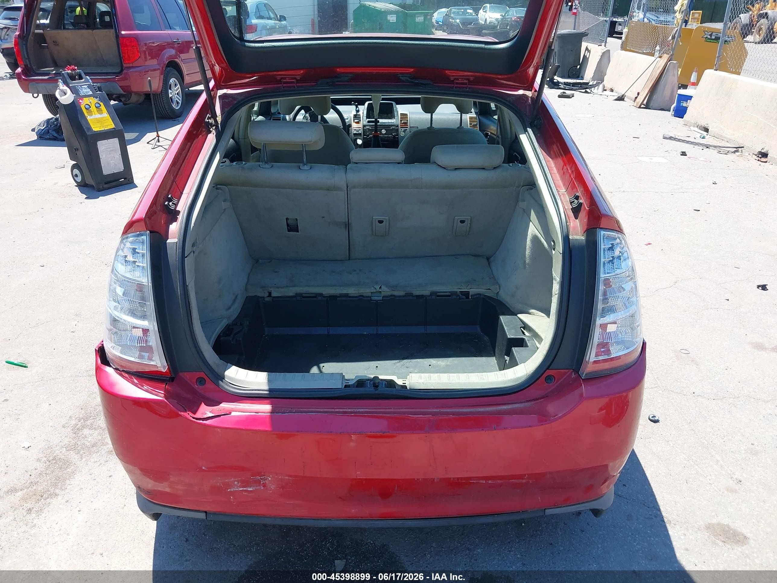 2008 Toyota Prius   Красный vin: JTDKB20U187796293