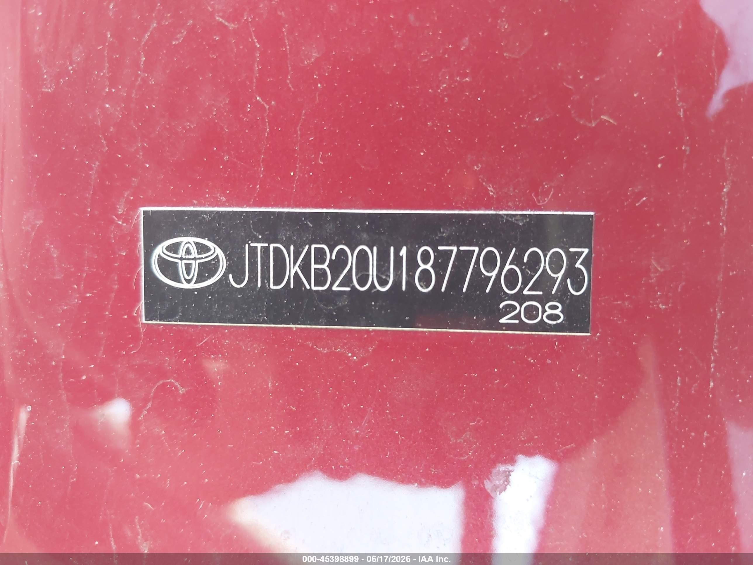 2008 Toyota Prius   Красный vin: JTDKB20U187796293