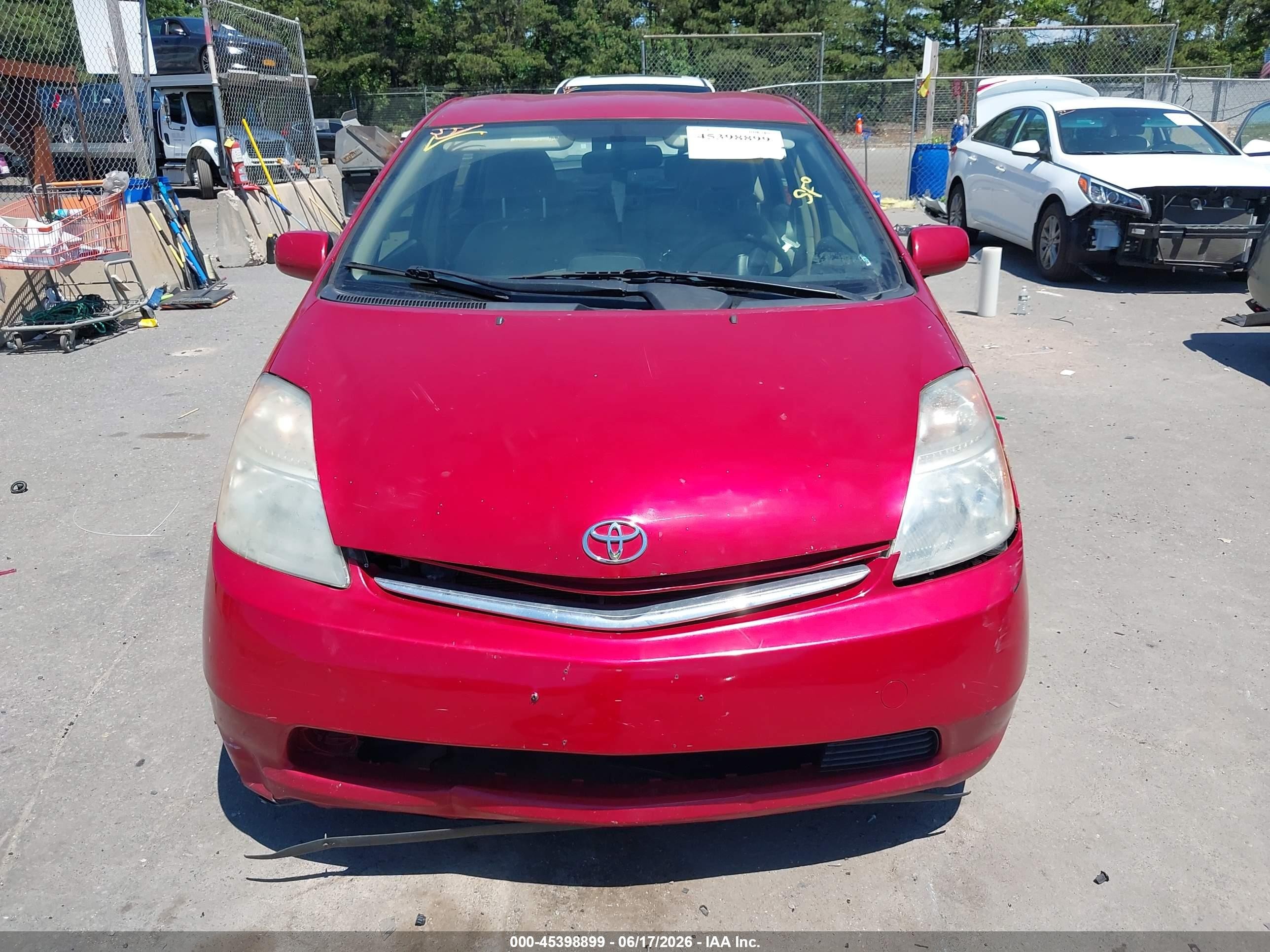 2008 Toyota Prius   Красный vin: JTDKB20U187796293