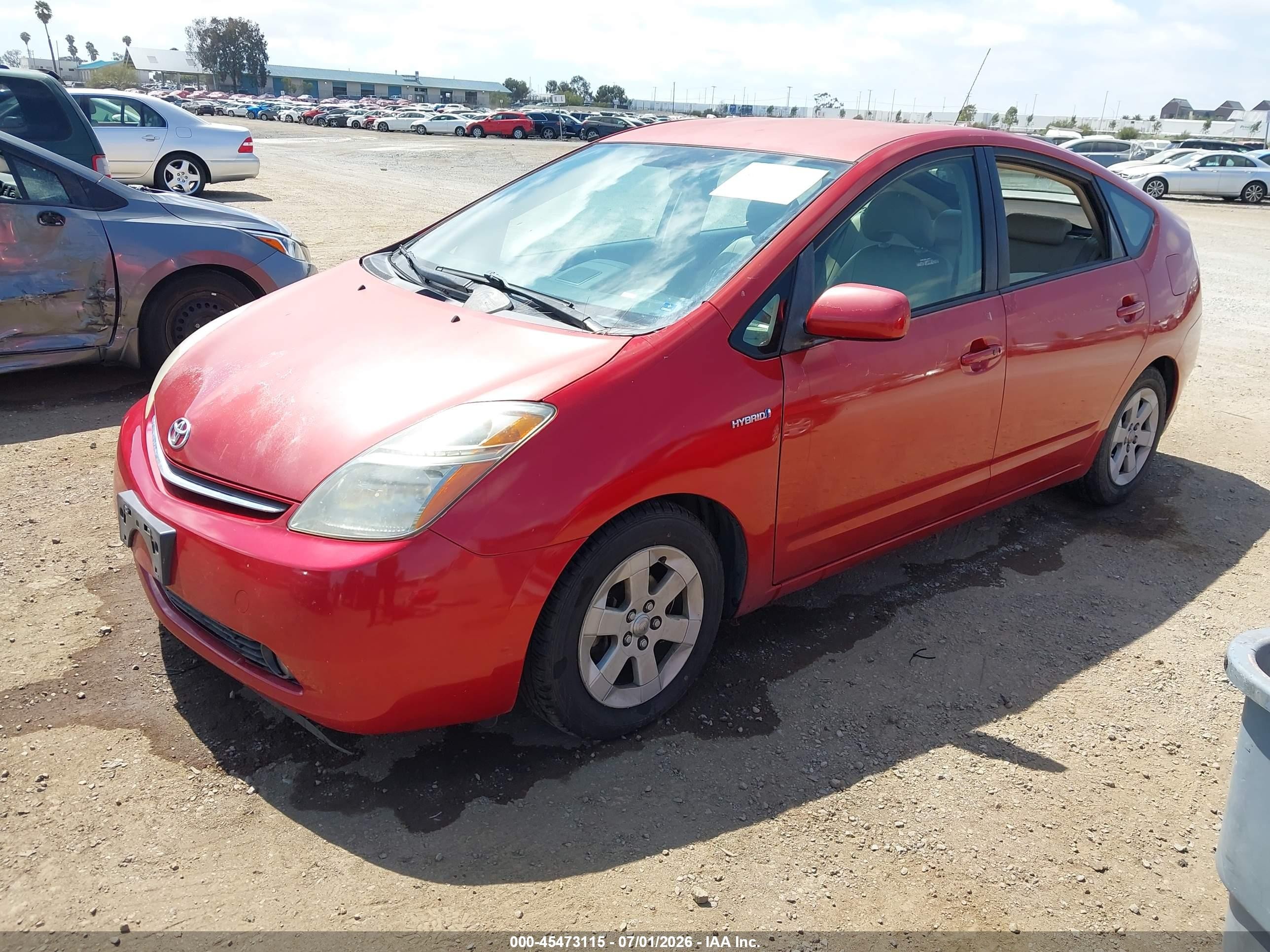 2008 Toyota Prius   Red vin: JTDKB20U187815327