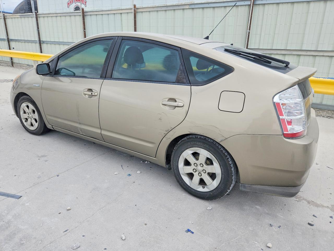 2009 Toyota Prius Base Золотой vin: JTDKB20U193477775