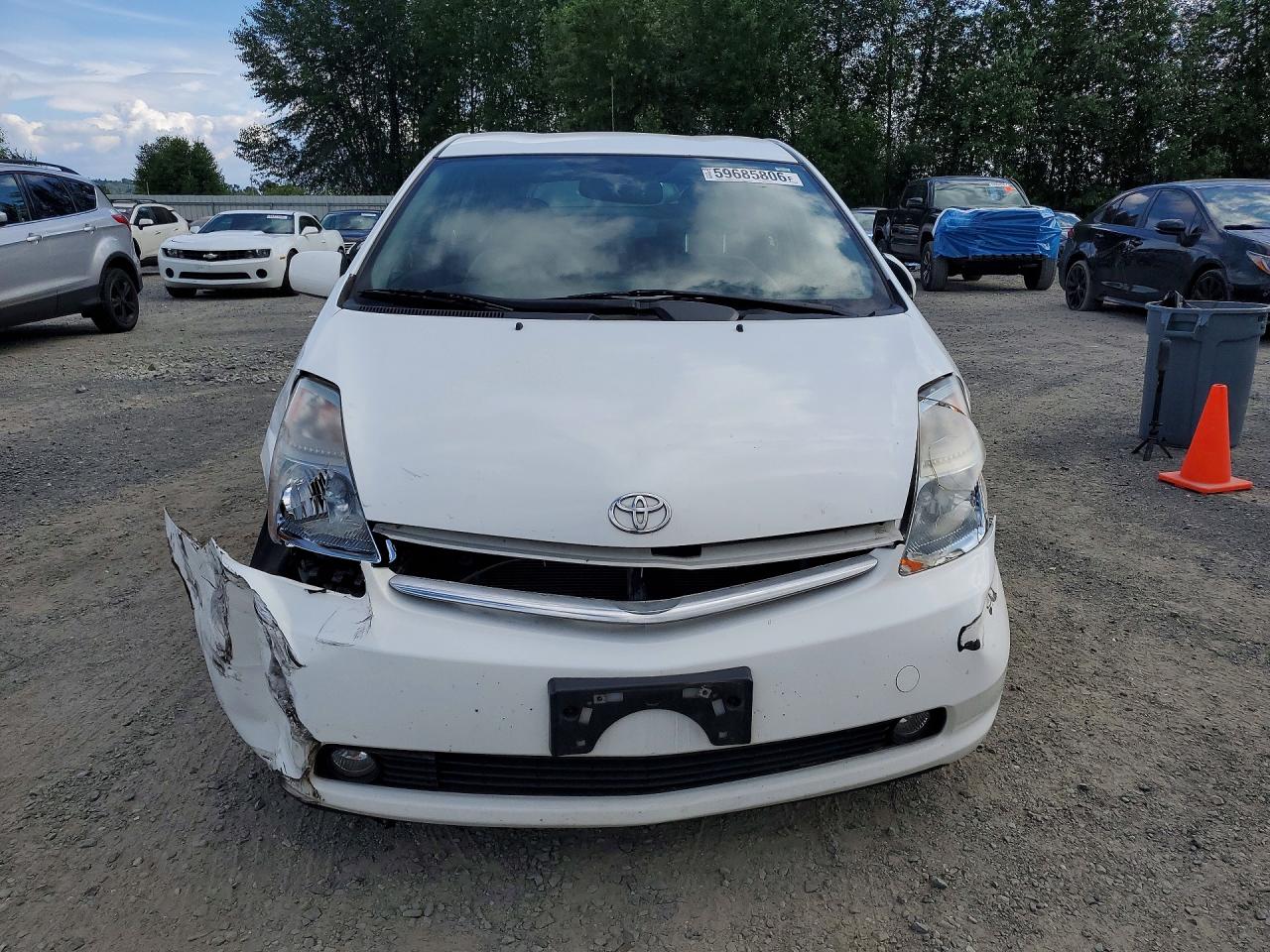 2009 Toyota Prius Touring White vin: JTDKB20U193506983