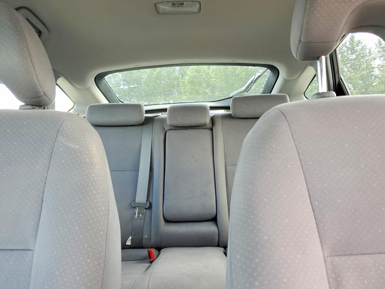 2009 Toyota Prius Touring White vin: JTDKB20U193506983