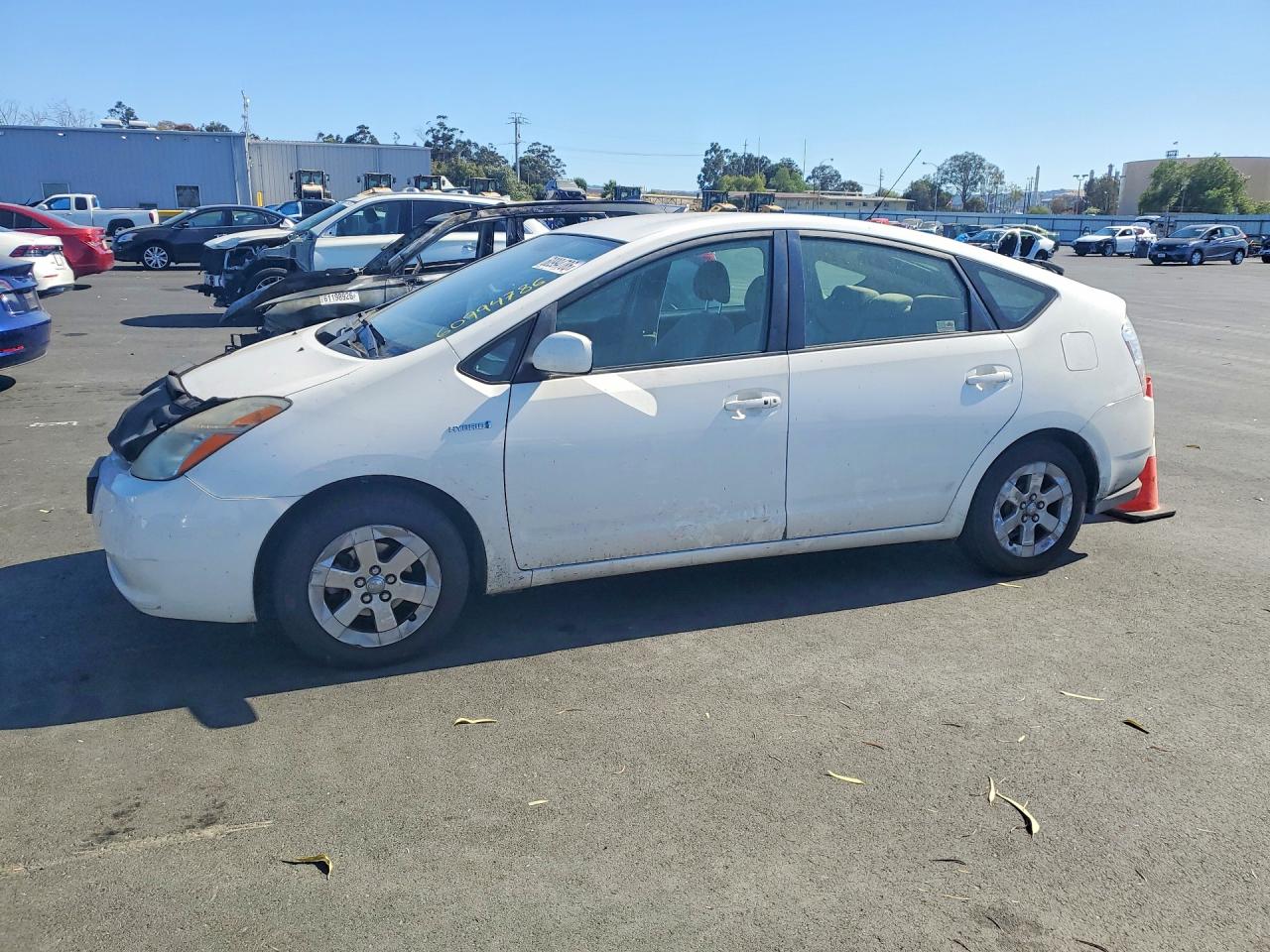 2009 Toyota Prius Base White vin: JTDKB20U193516607