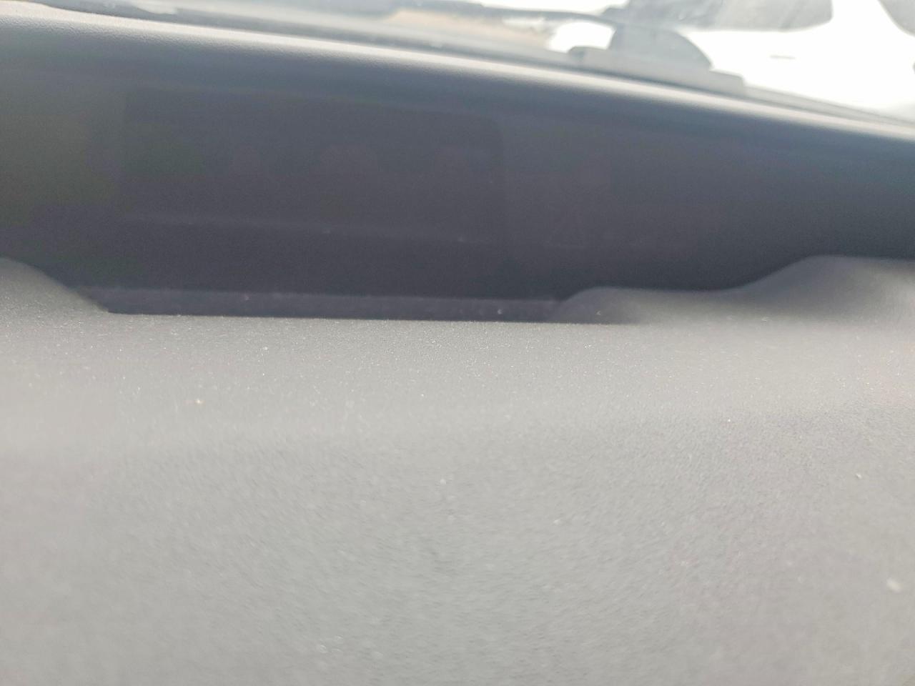 2004 Toyota Prius Base Silver vin: JTDKB20U240010780