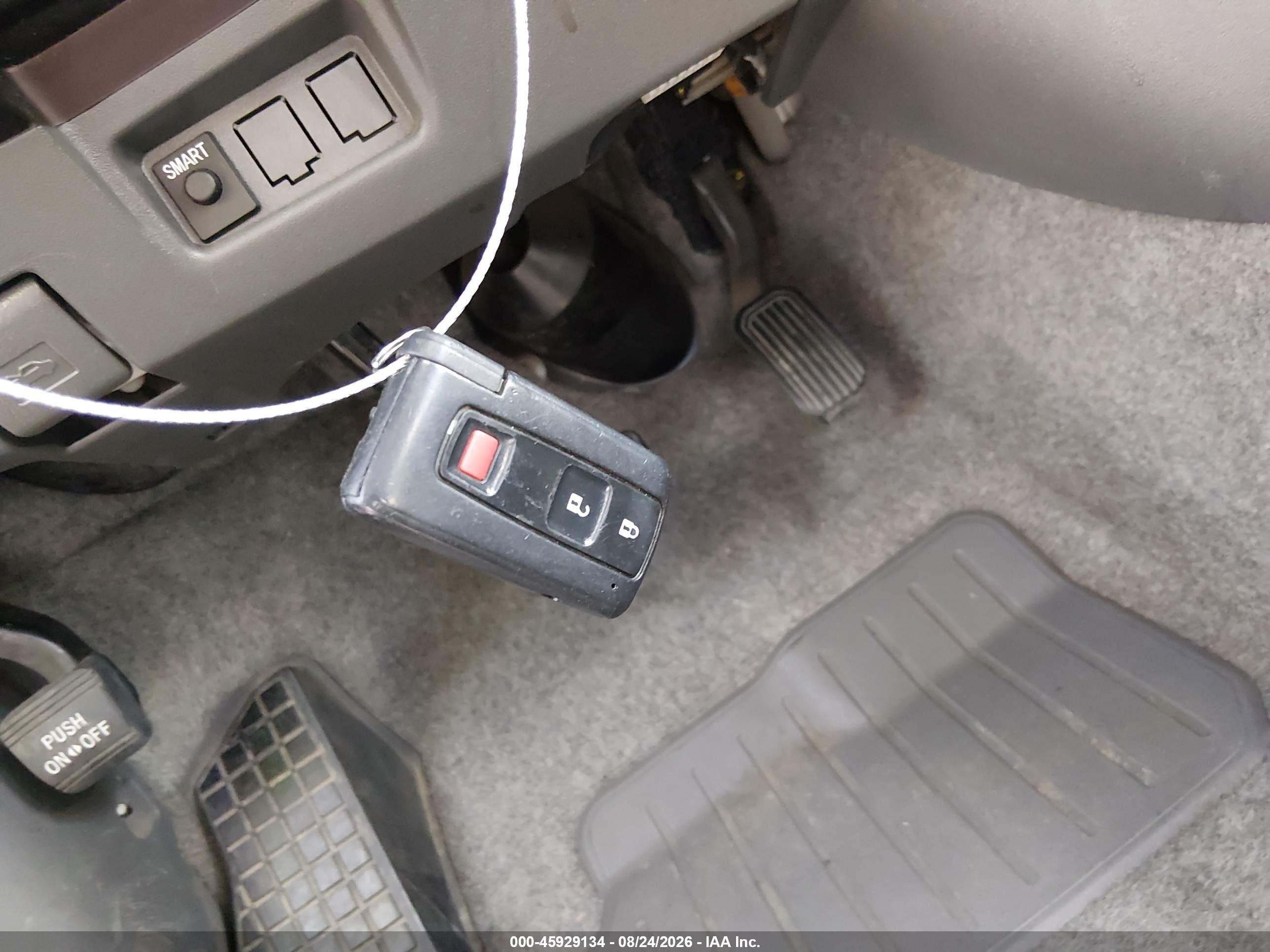 2004 Toyota Prius   Black vin: JTDKB20U240033329