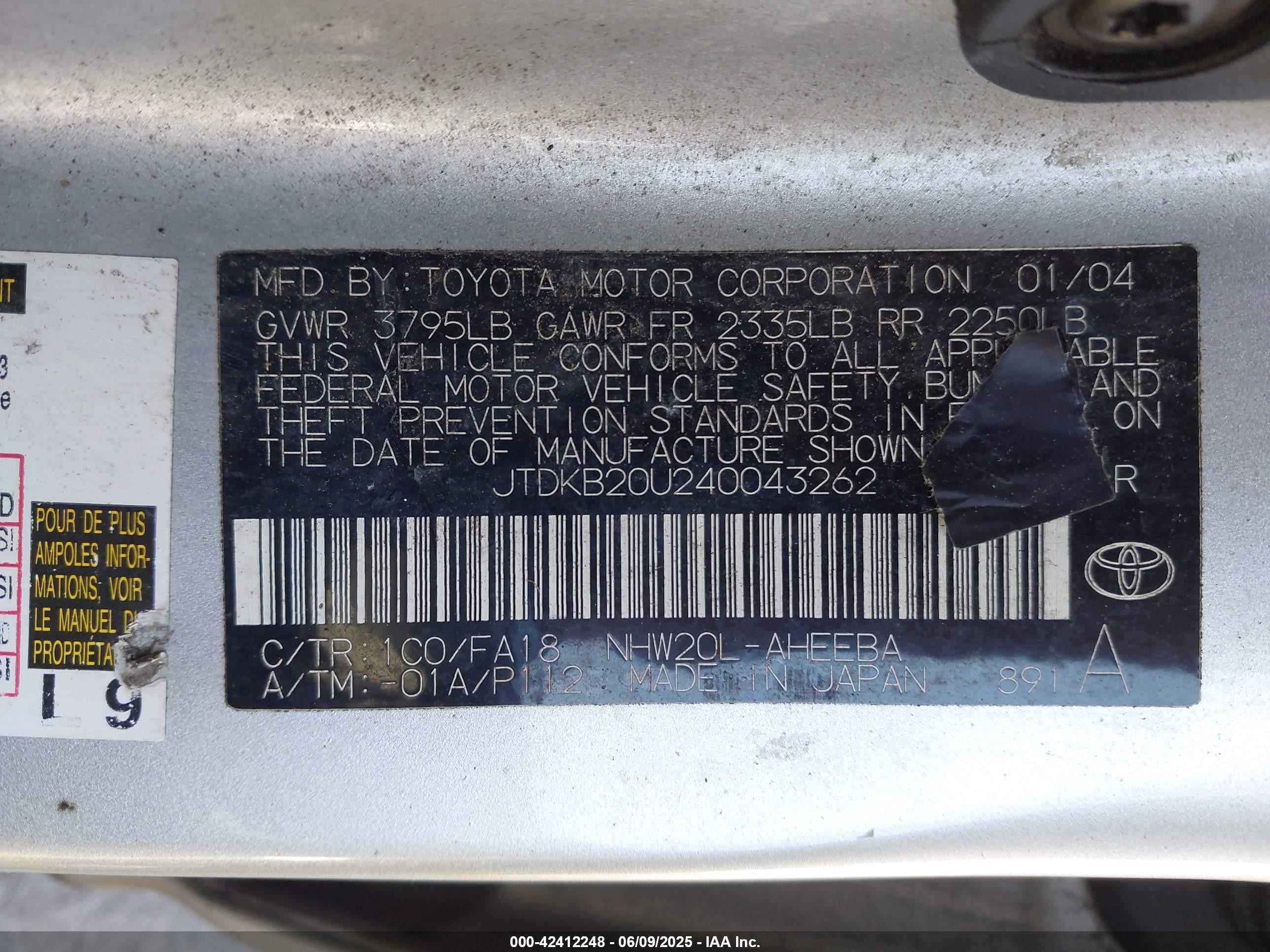 2004 Toyota Prius   Silver vin: JTDKB20U240043262