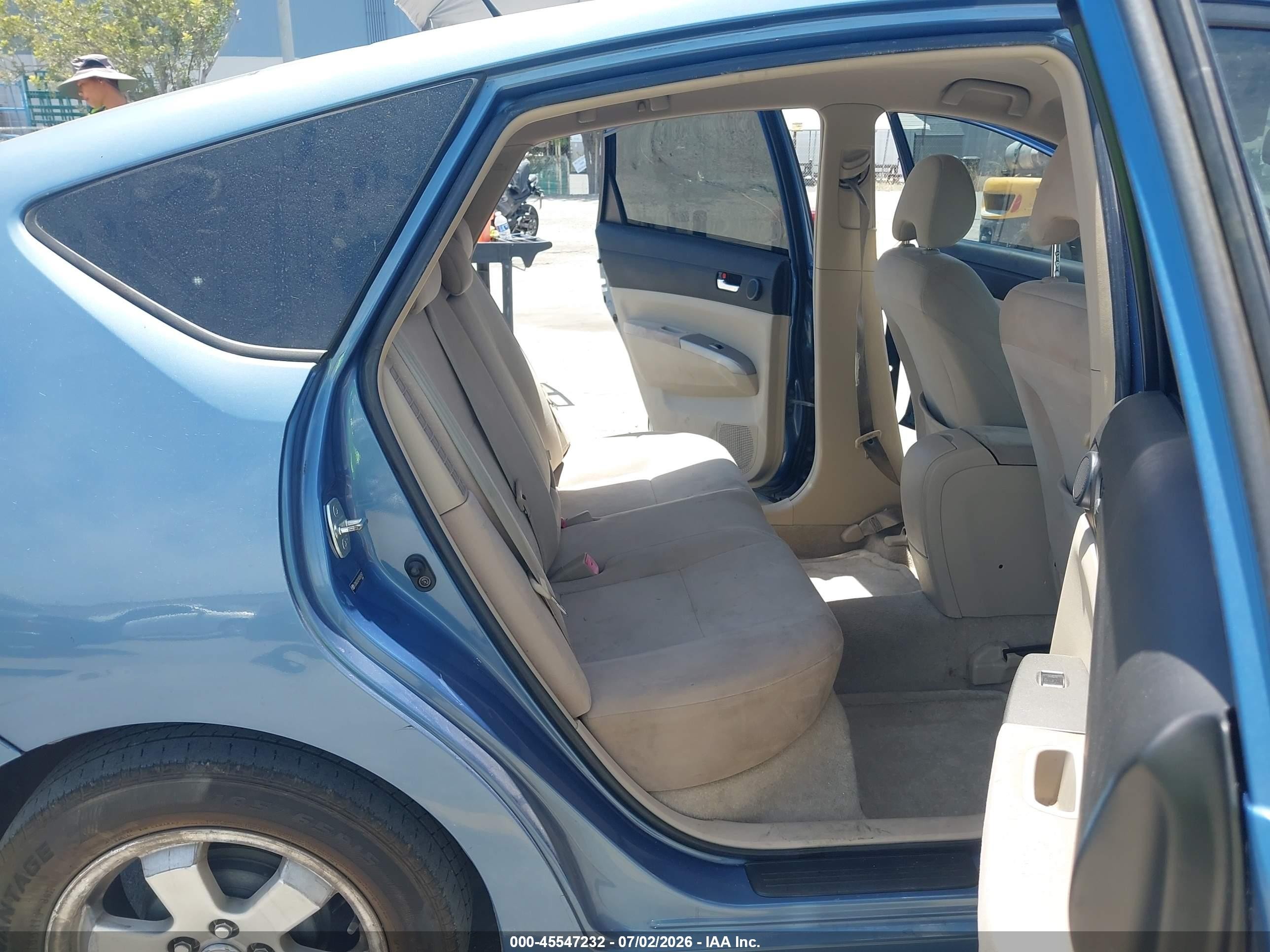 2004 Toyota Prius   Blue vin: JTDKB20U240060692