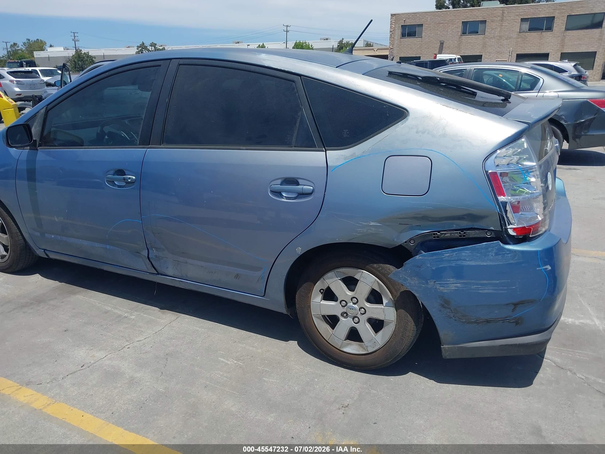 2004 Toyota Prius   Blue vin: JTDKB20U240060692