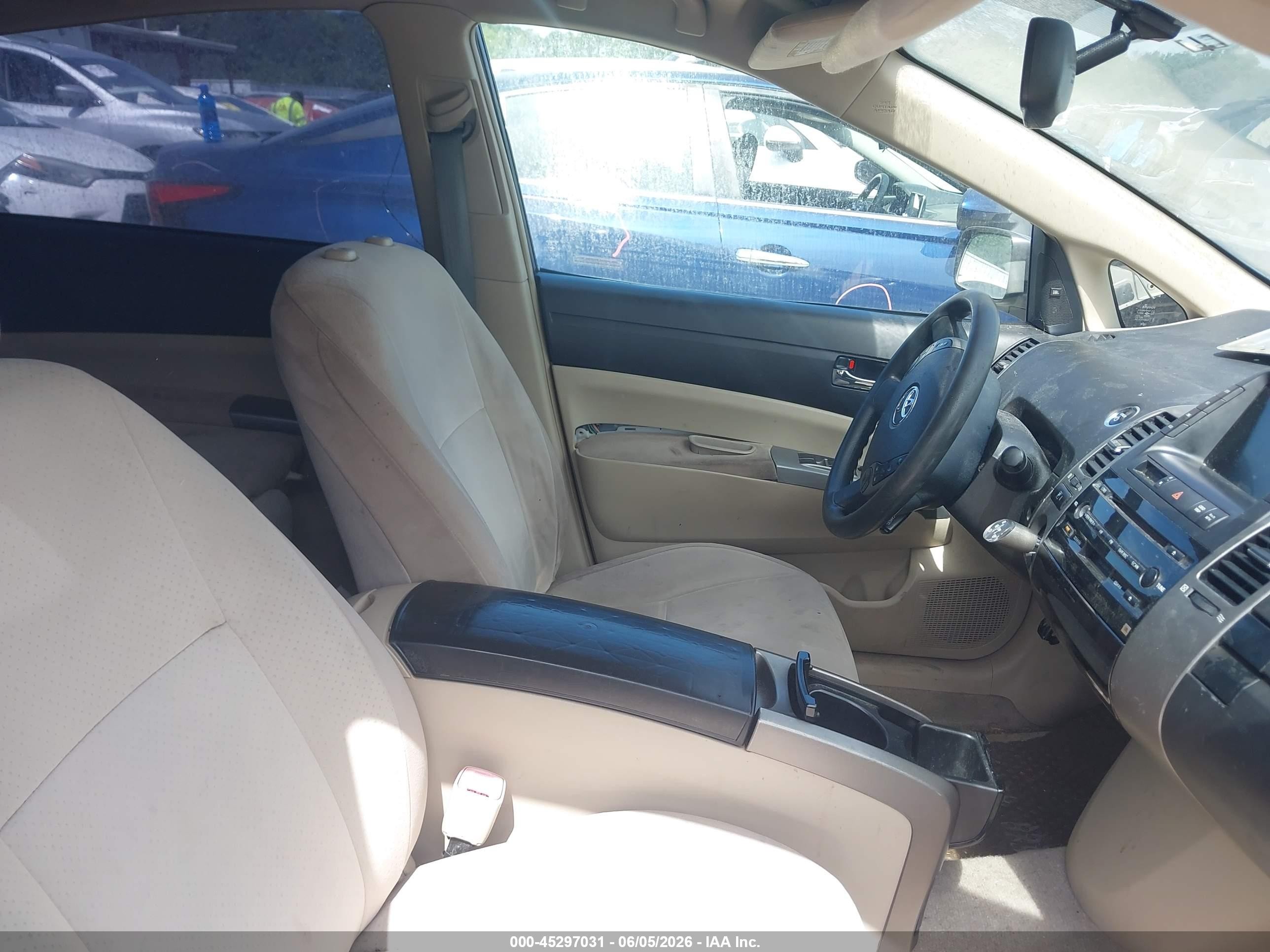 2004 Toyota Prius   Blue vin: JTDKB20U240083616