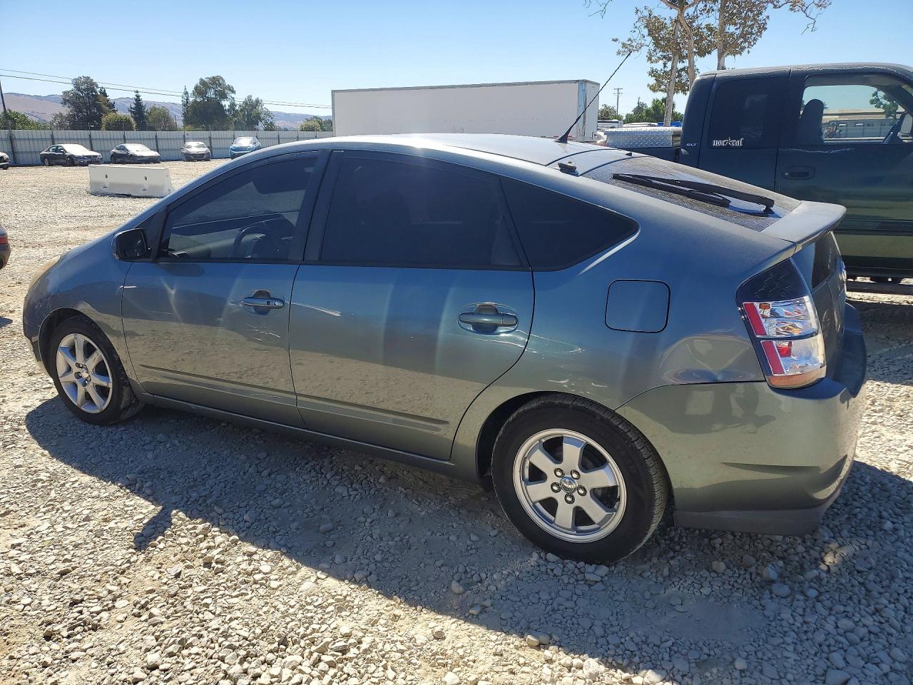2004 Toyota Prius Base Gray vin: JTDKB20U240099444