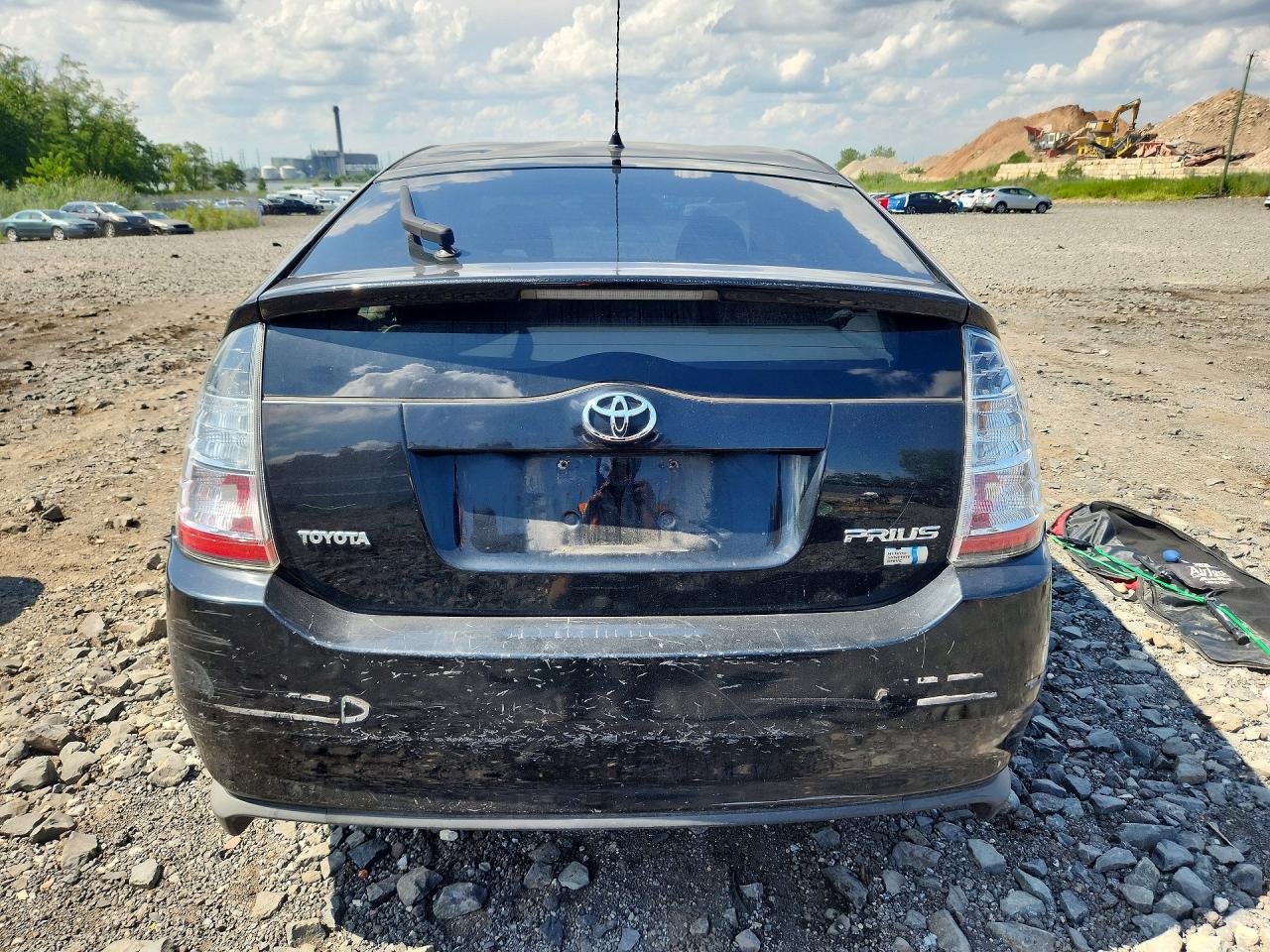 2004 Toyota Prius Base Black vin: JTDKB20U240107252