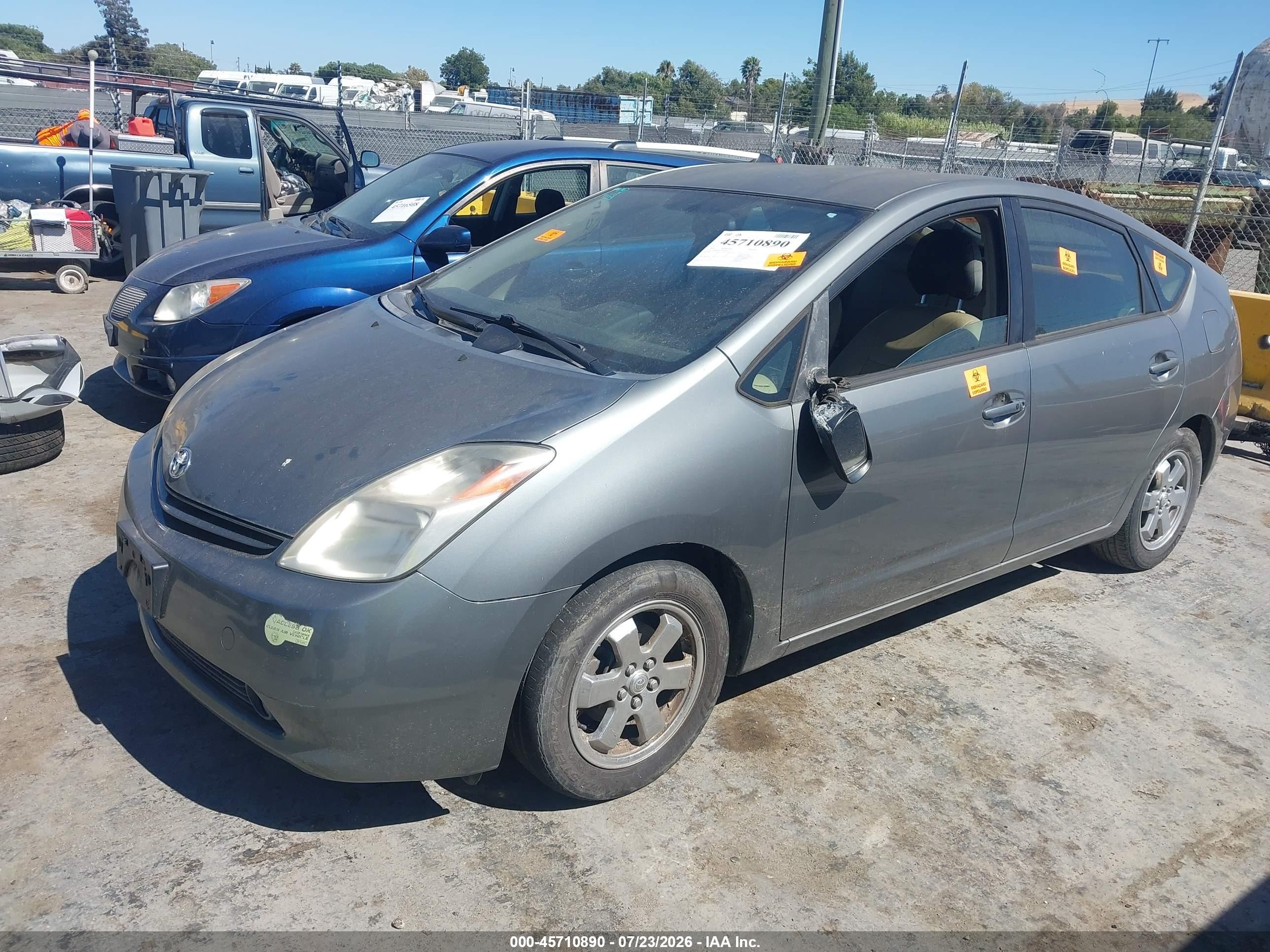 2005 Toyota Prius   Gray vin: JTDKB20U253006177
