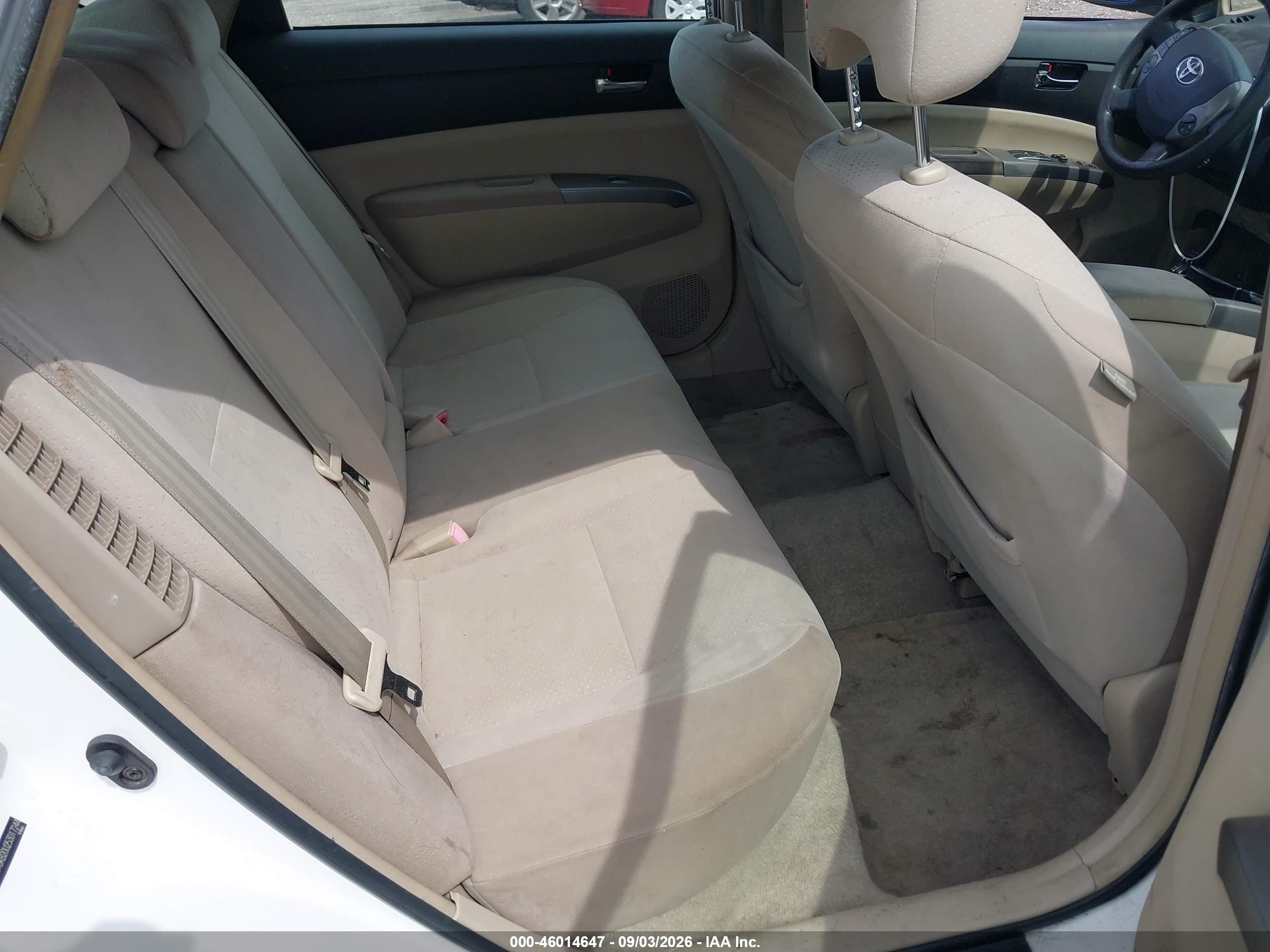 2005 Toyota Prius   Белый vin: JTDKB20U253017244