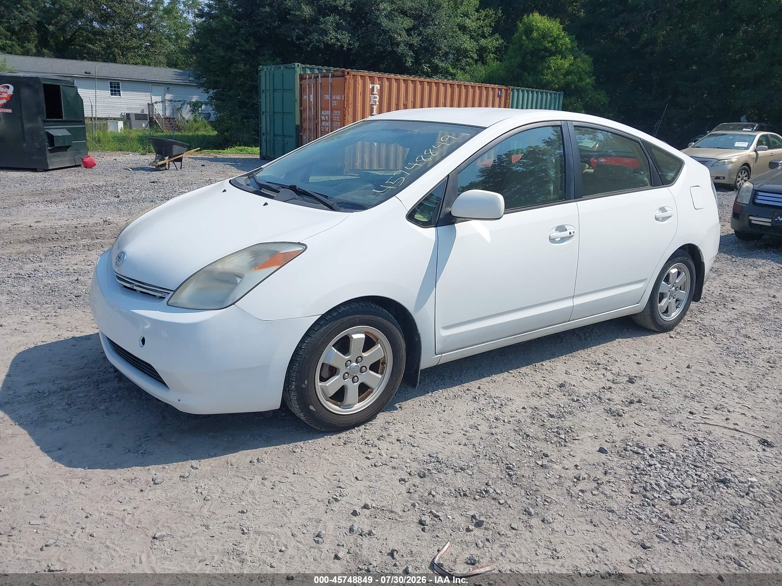 2005 Toyota Prius   White vin: JTDKB20U253049014