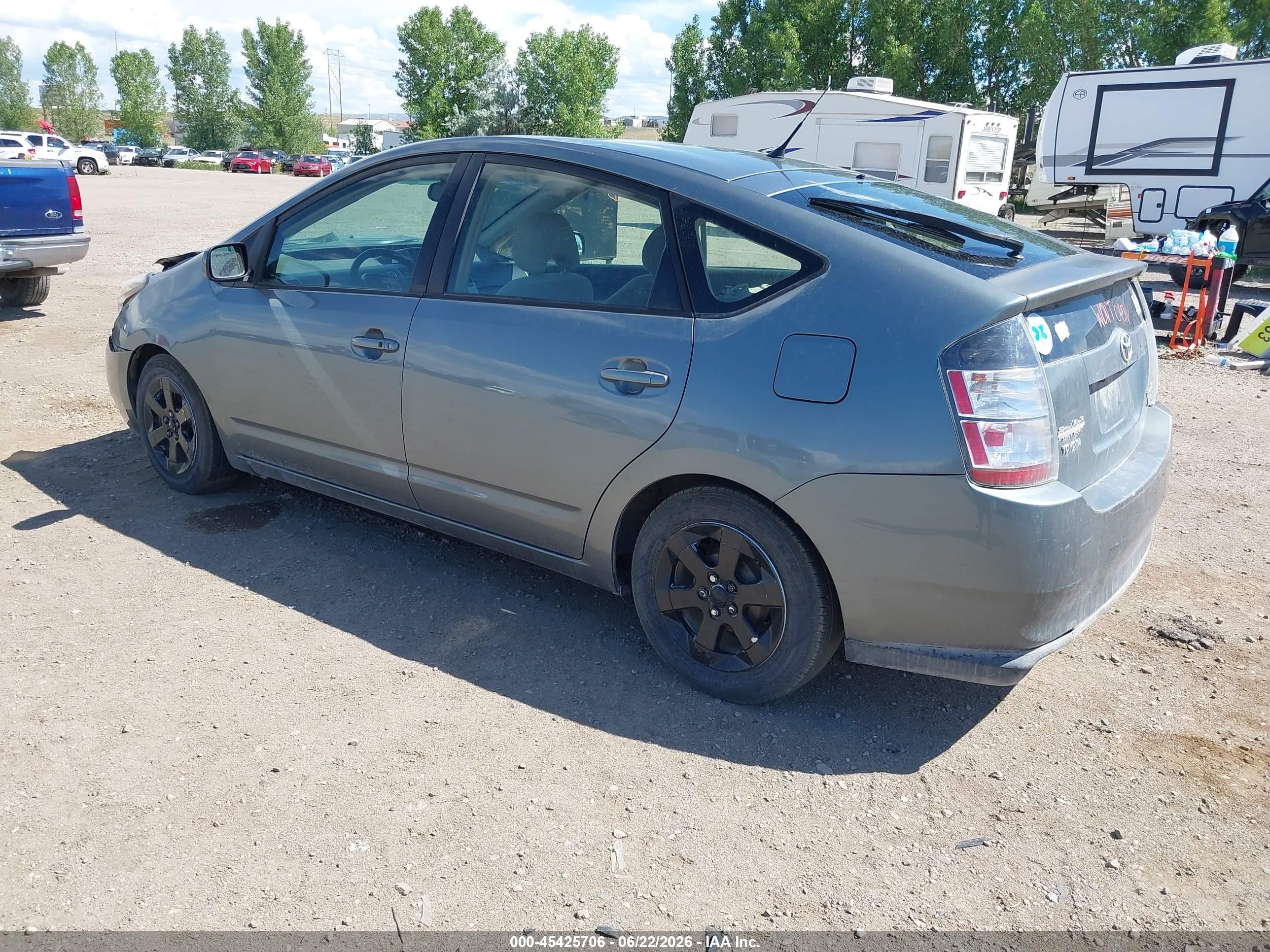 2005 Toyota Prius   Green vin: JTDKB20U253074480