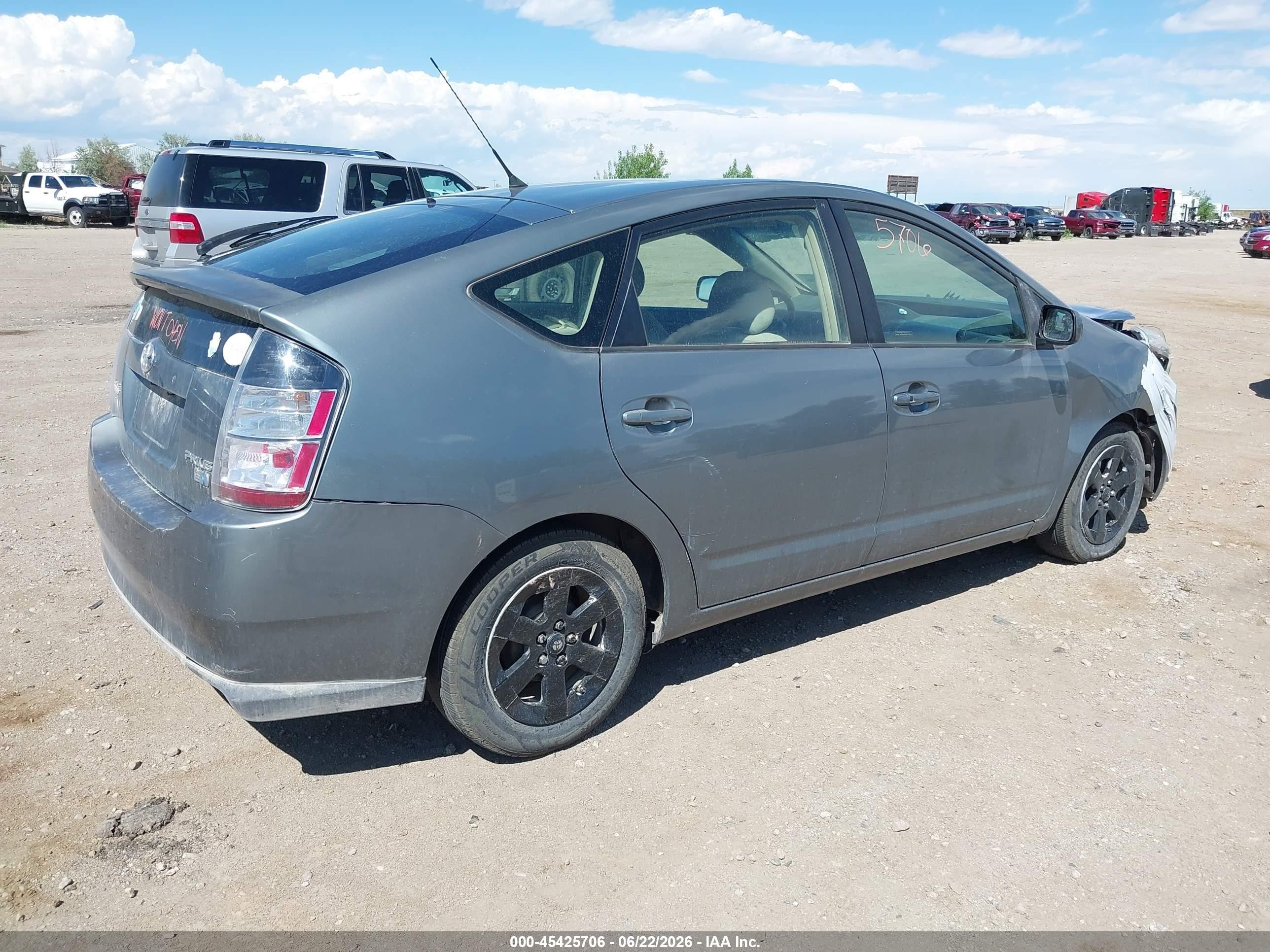 2005 Toyota Prius   Green vin: JTDKB20U253074480