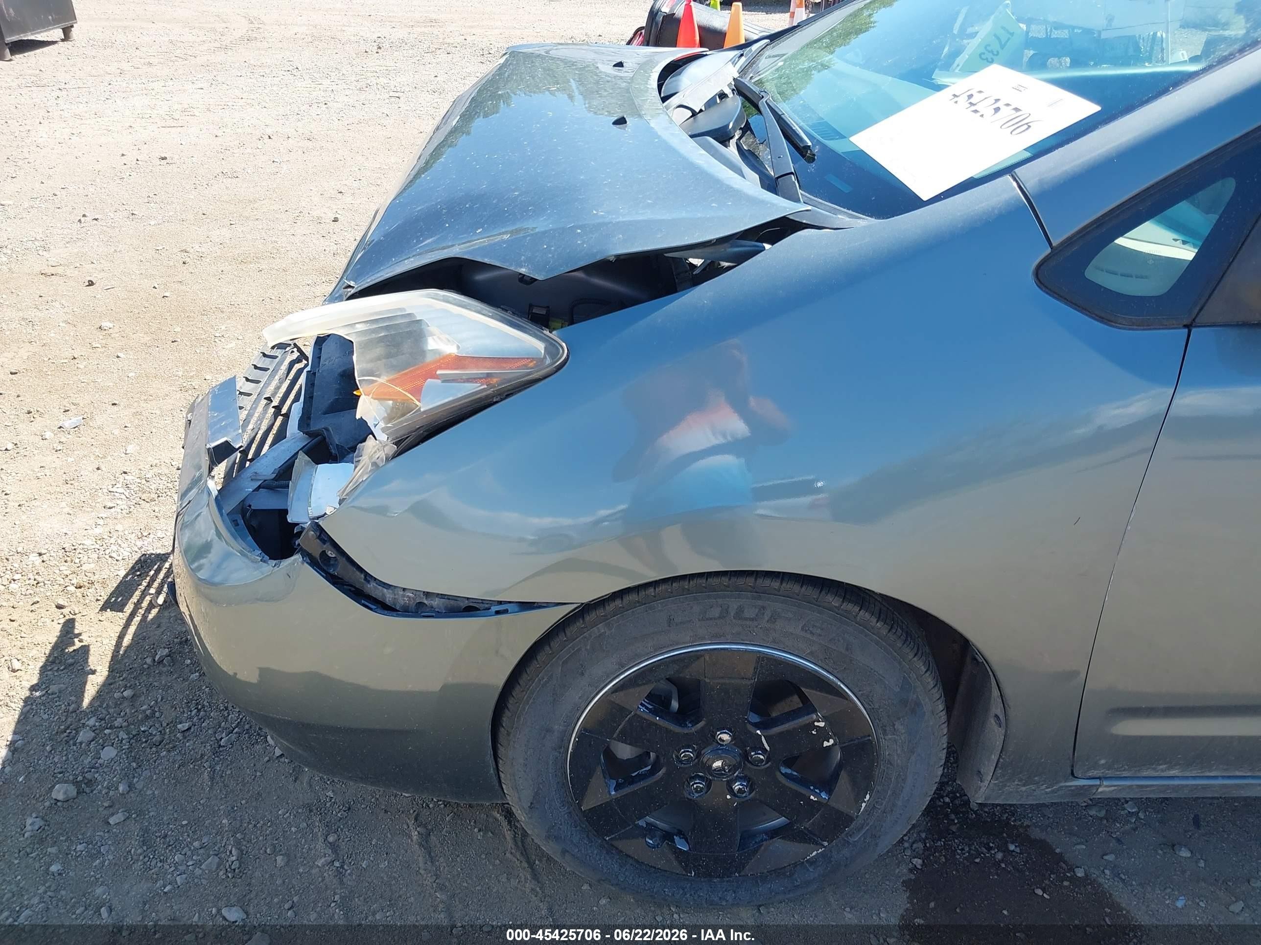 2005 Toyota Prius   Green vin: JTDKB20U253074480