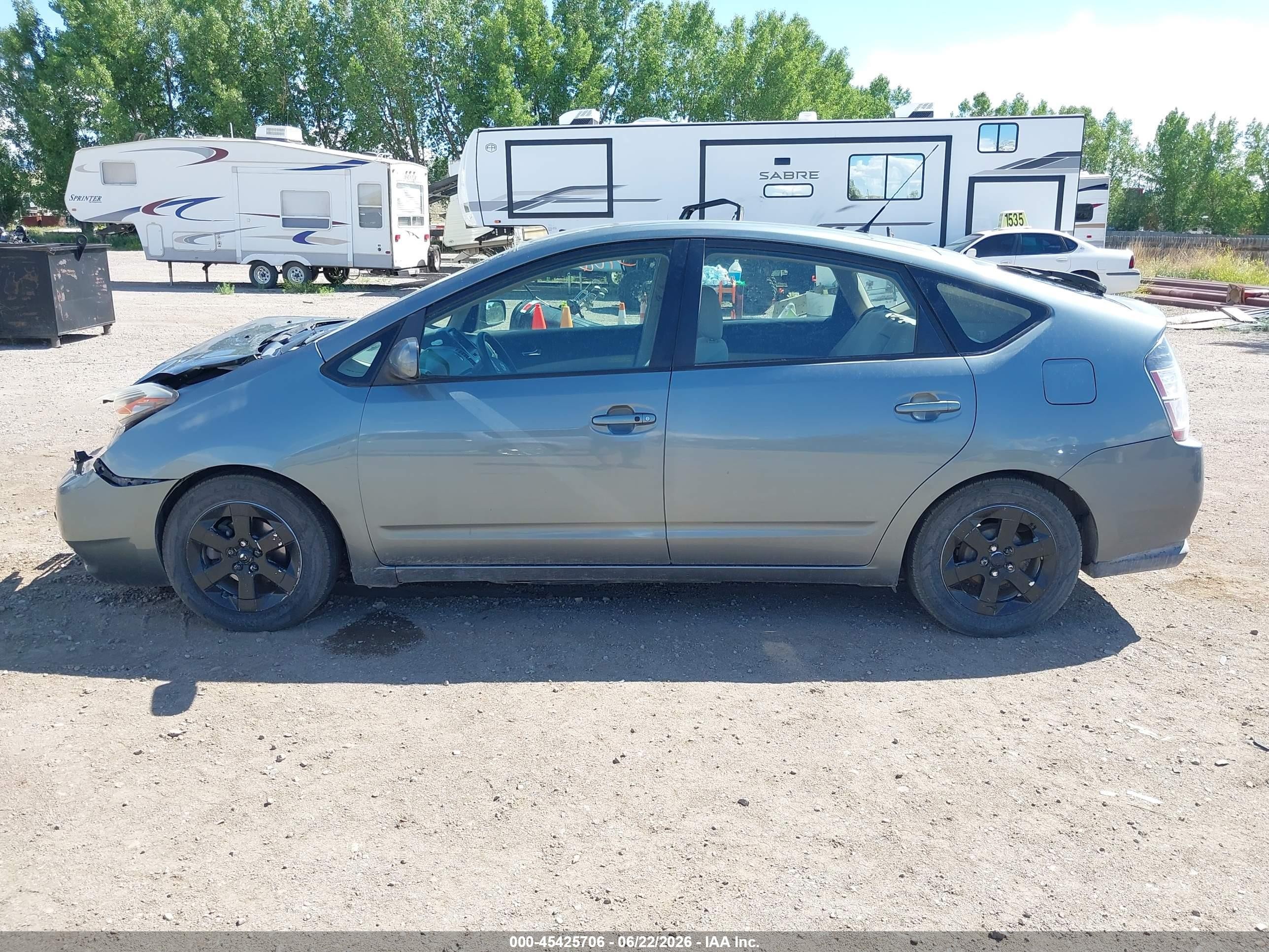 2005 Toyota Prius   Green vin: JTDKB20U253074480