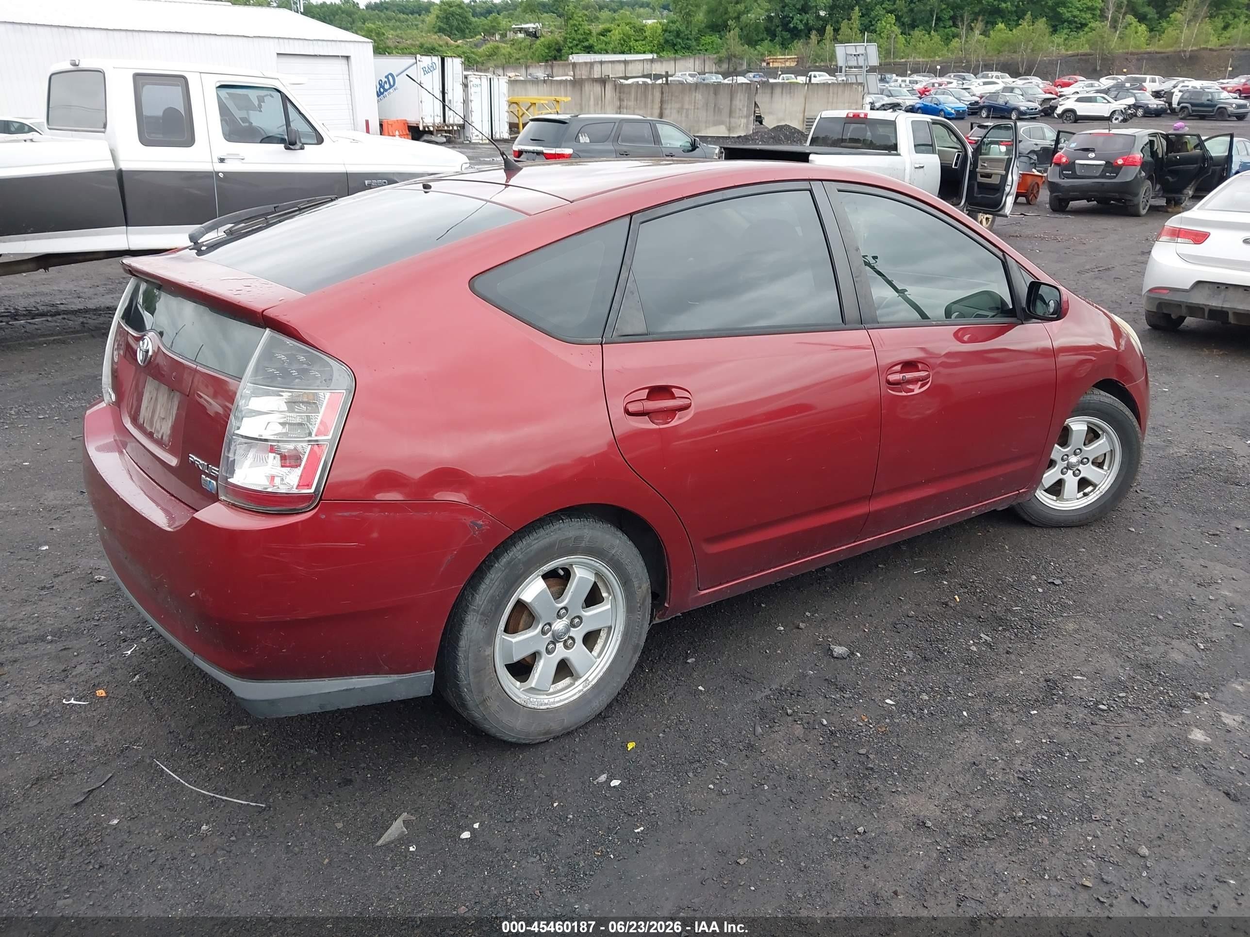 2005 Toyota Prius   Burgundy vin: JTDKB20U253092302