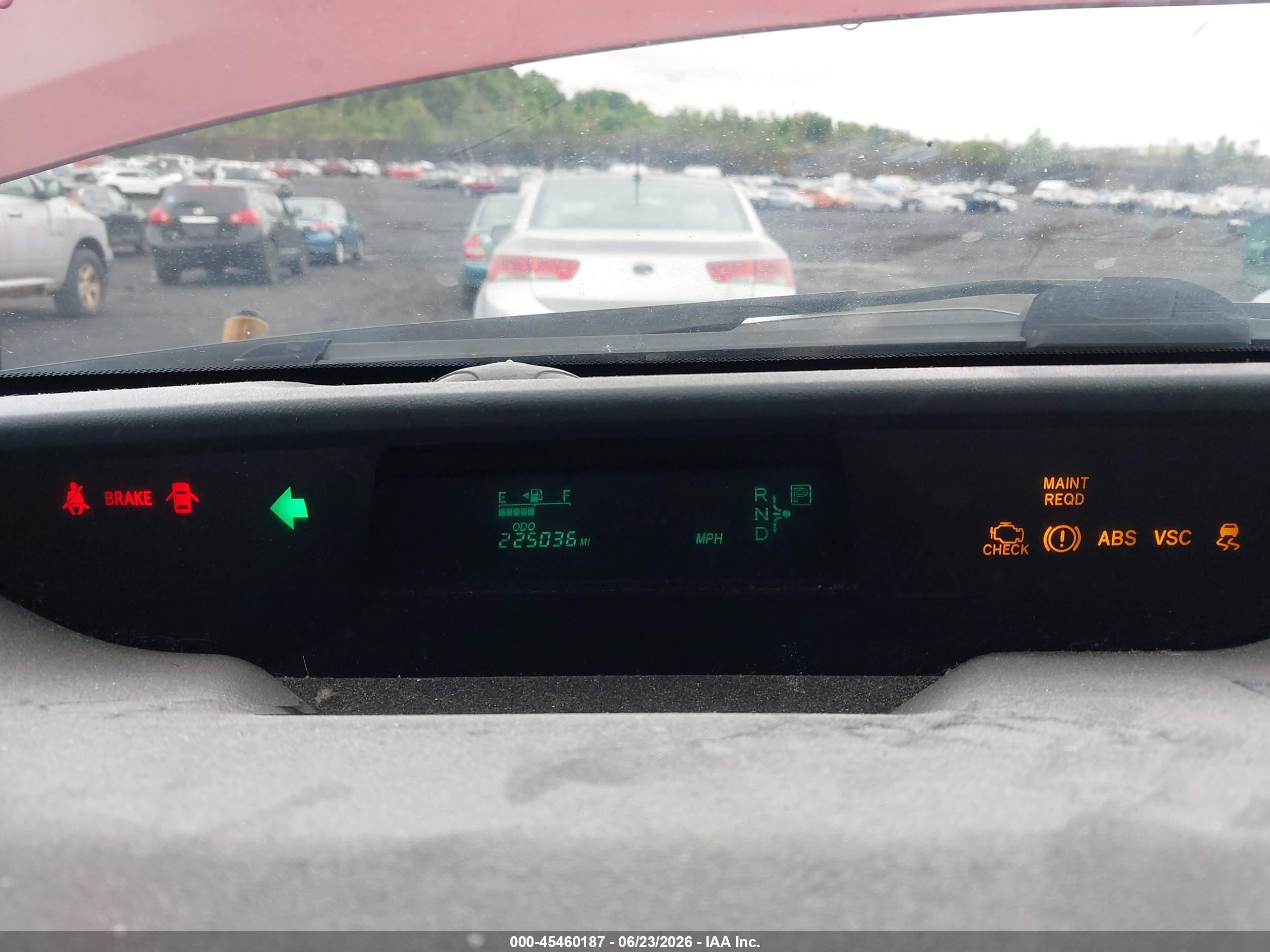 2005 Toyota Prius   Burgundy vin: JTDKB20U253092302