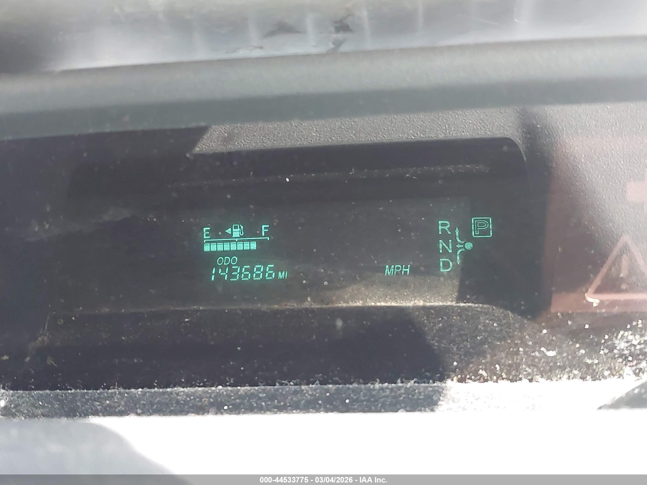 2005 Toyota Prius   Silver vin: JTDKB20U253118882