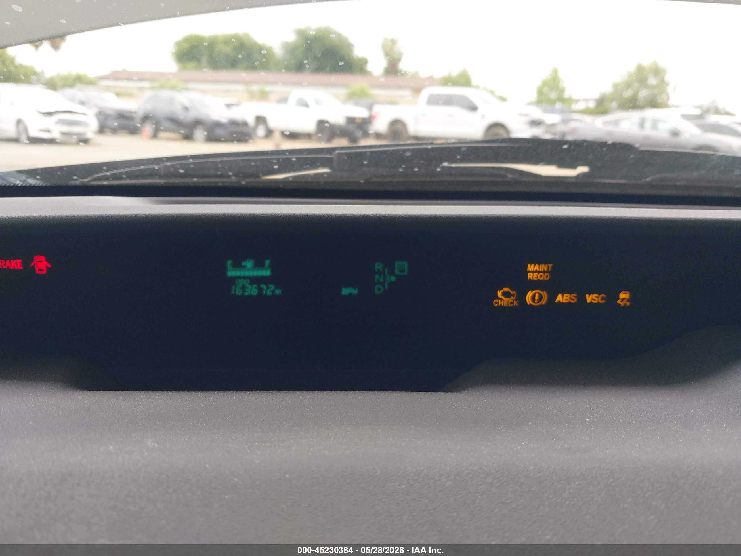 2005 Toyota Prius   White vin: JTDKB20U253121992