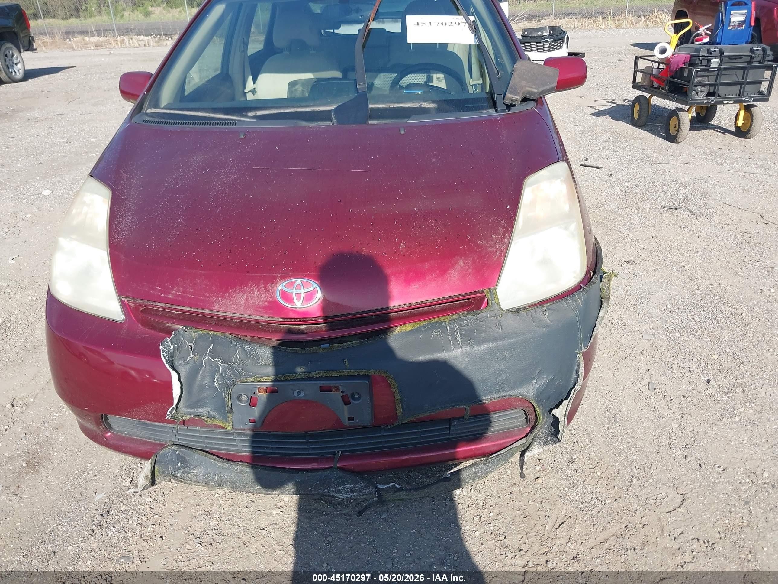 2005 Toyota Prius   Burgundy vin: JTDKB20U257023201