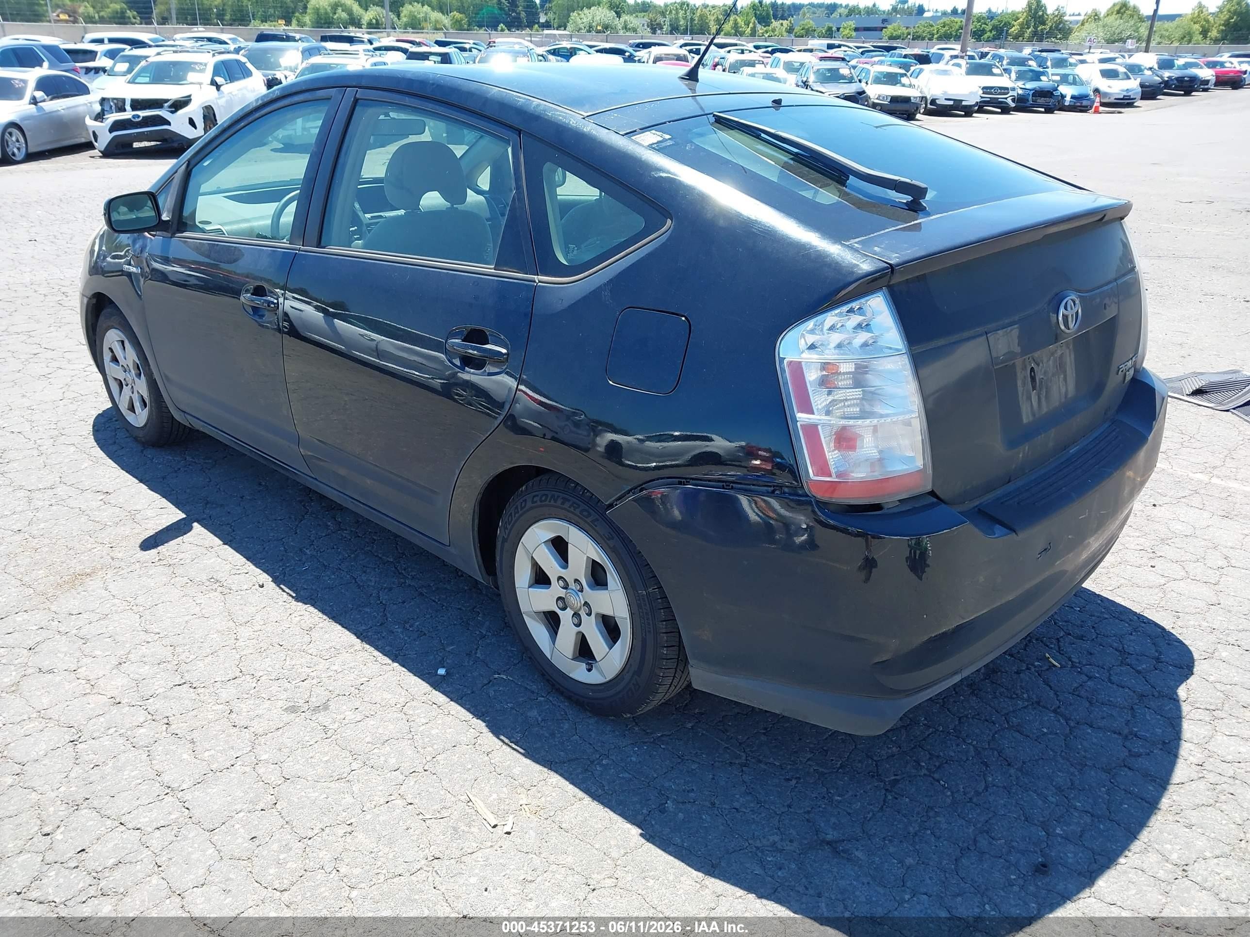 2006 Toyota Prius   Black vin: JTDKB20U263130743