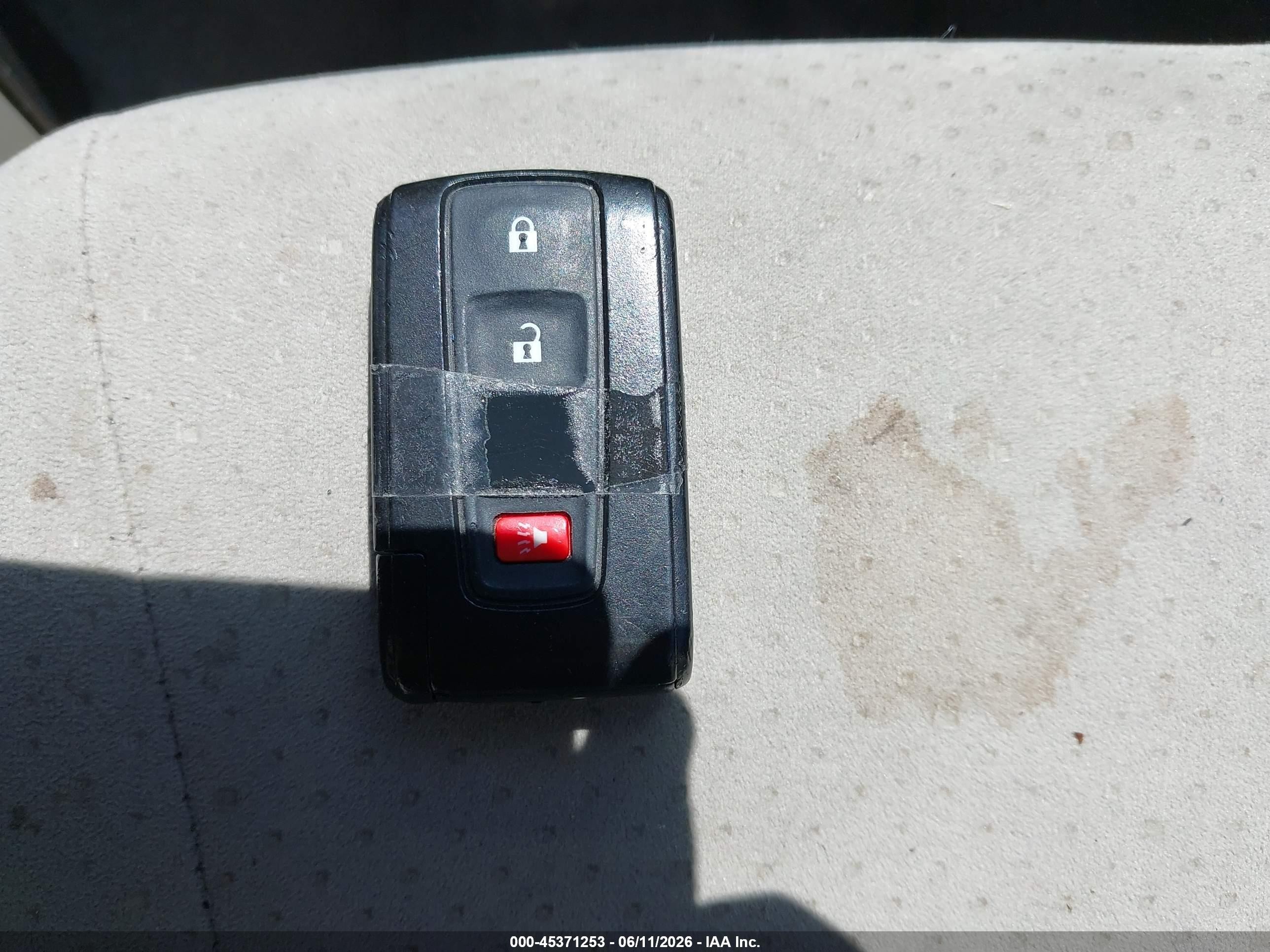 2006 Toyota Prius   Black vin: JTDKB20U263130743