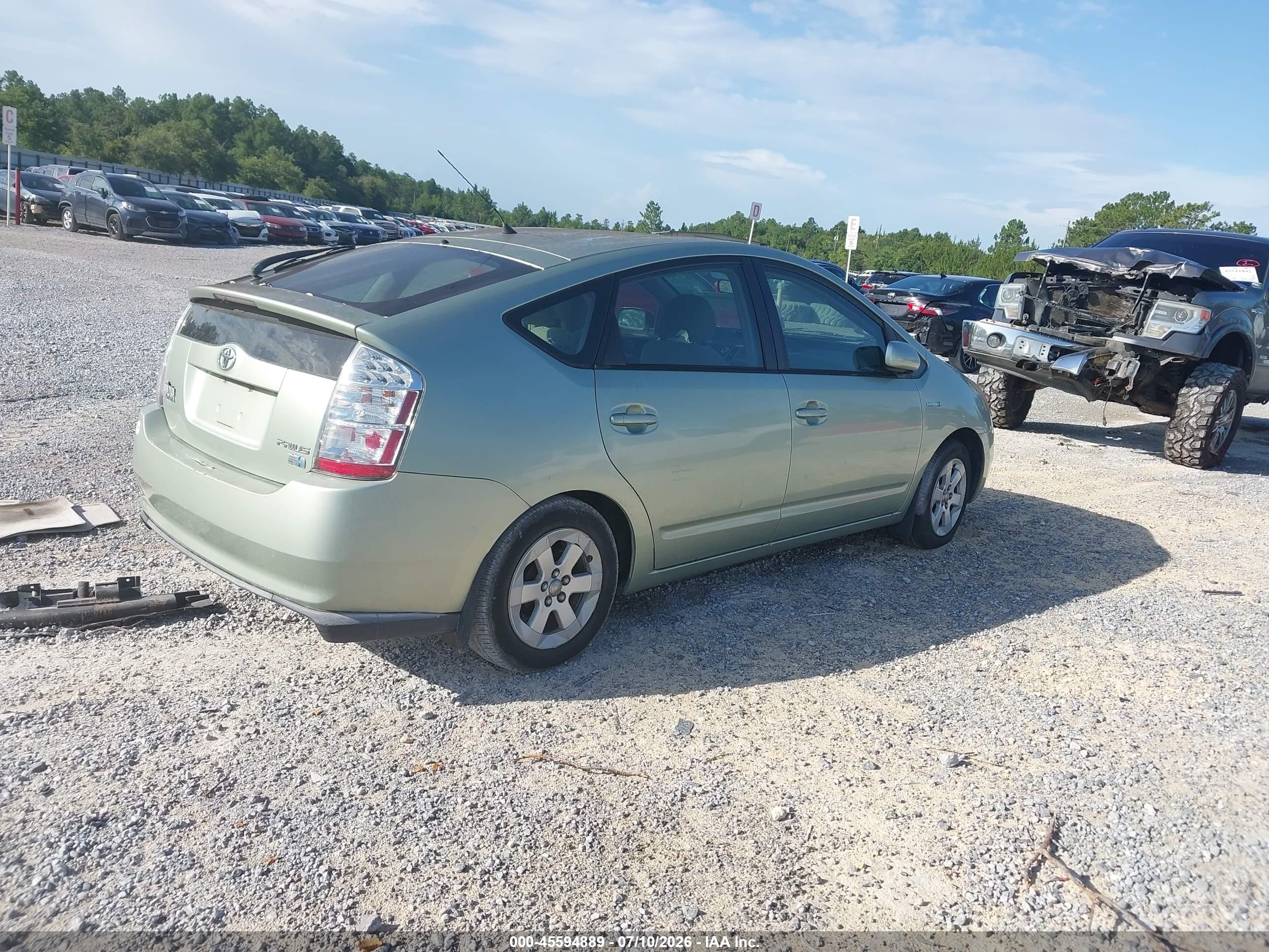 2006 Toyota Prius   Green vin: JTDKB20U263158588