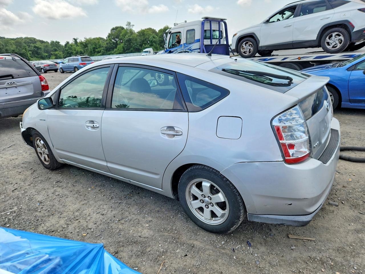 2006 Toyota Prius Base Silver vin: JTDKB20U263160714