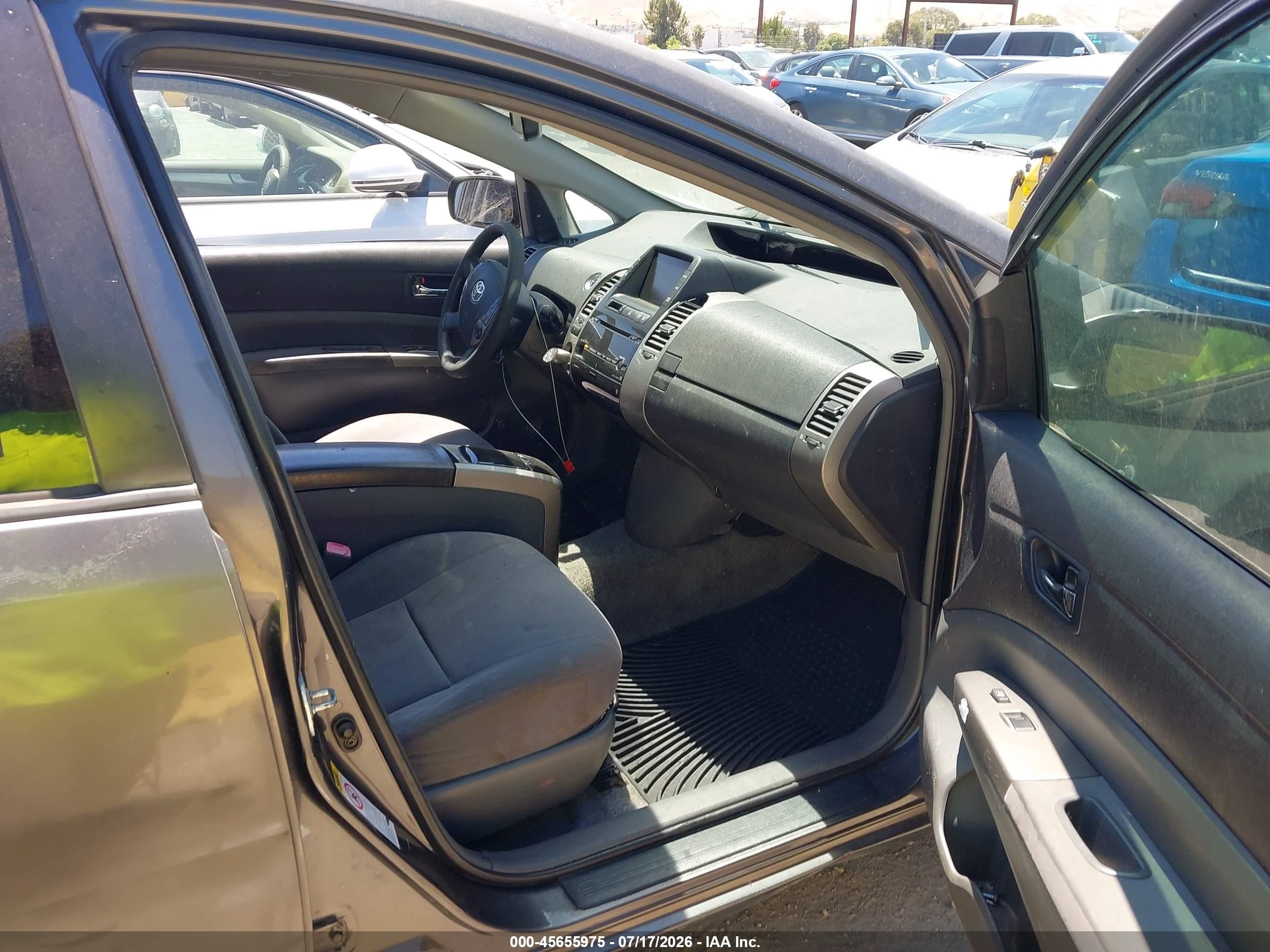 2006 Toyota Prius   Gray vin: JTDKB20U263181790