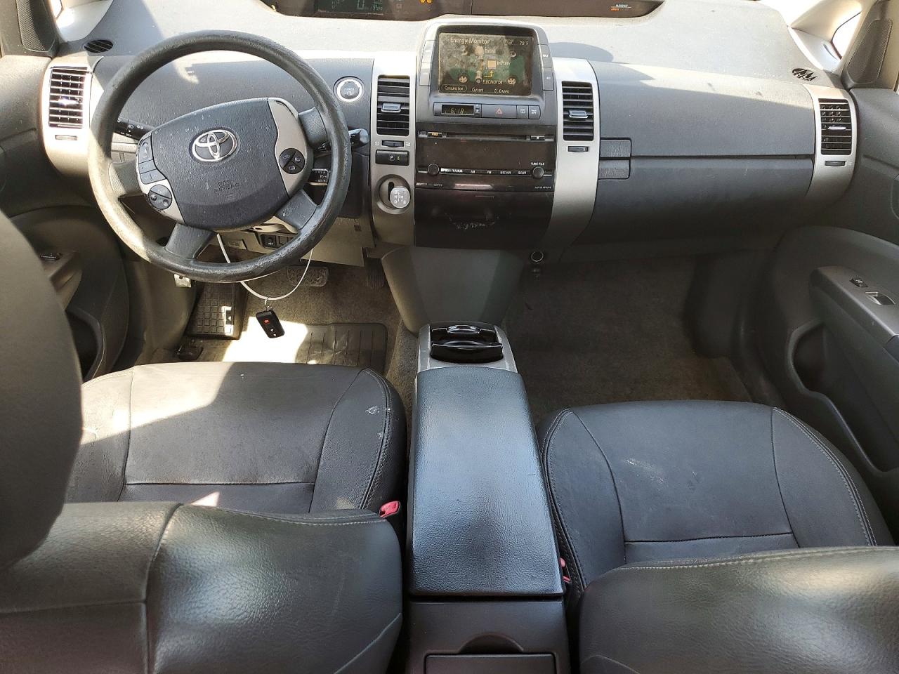 2006 Toyota Prius Base Silver vin: JTDKB20U263189579