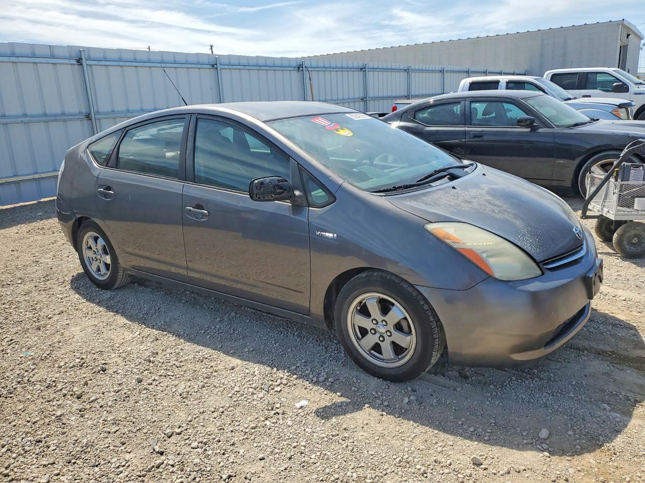 2006 Toyota Prius Base Silver vin: JTDKB20U263189579