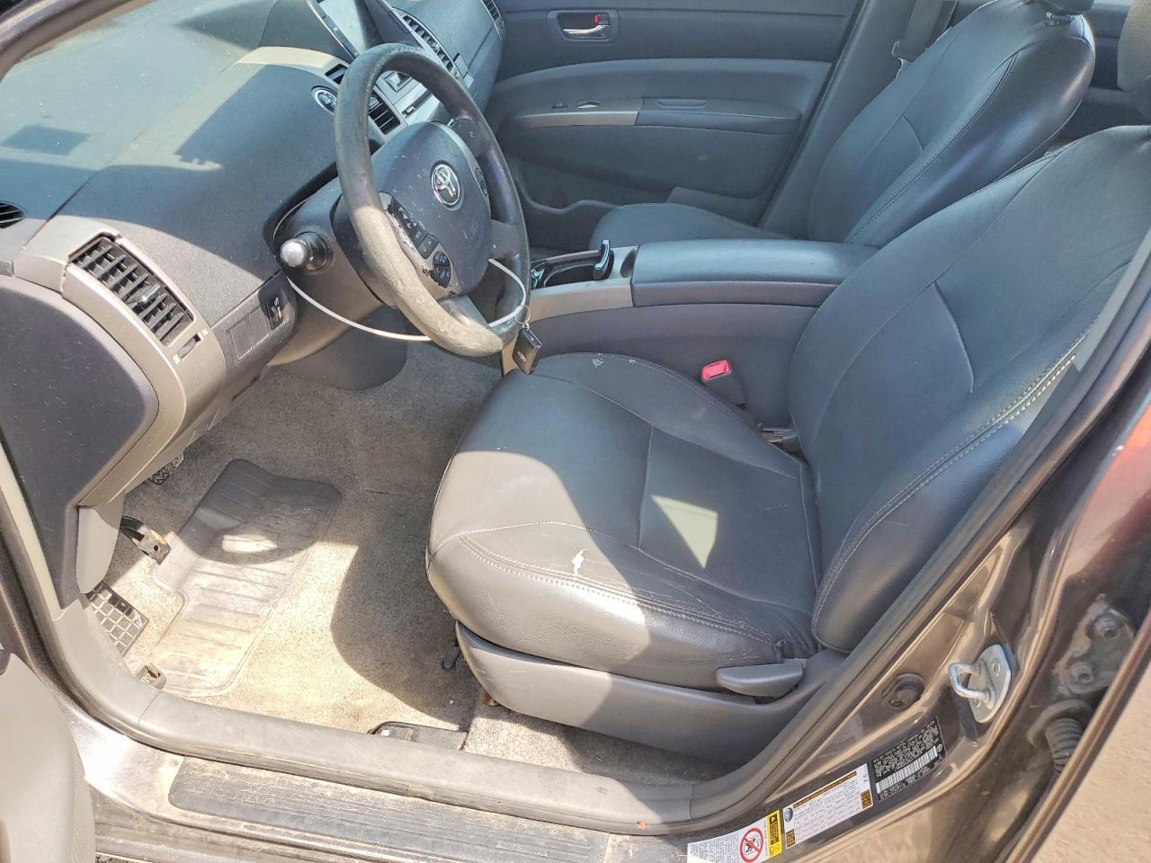 2006 Toyota Prius Base Silver vin: JTDKB20U263189579