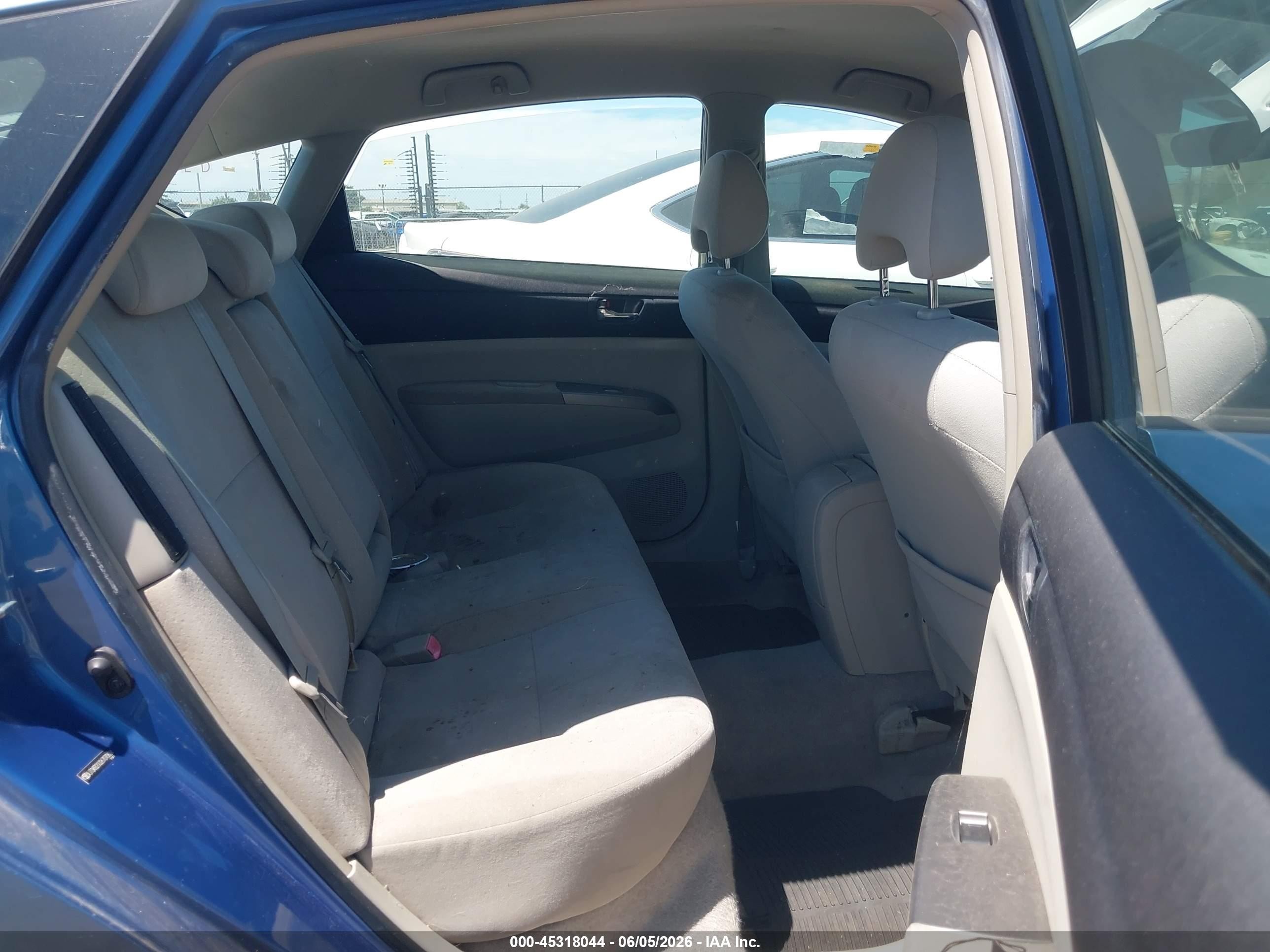 2006 Toyota Prius   Blue vin: JTDKB20U267070634