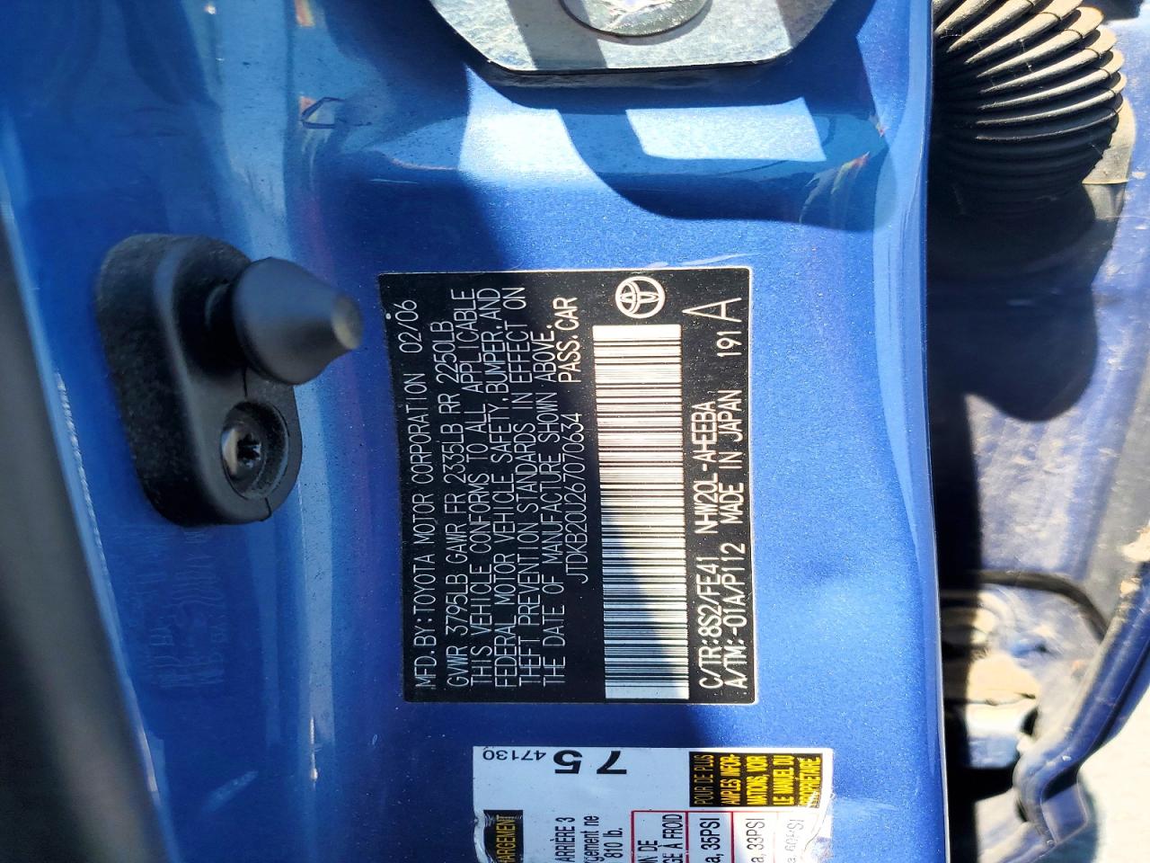 2006 Toyota Prius Base Blue vin: JTDKB20U267070634