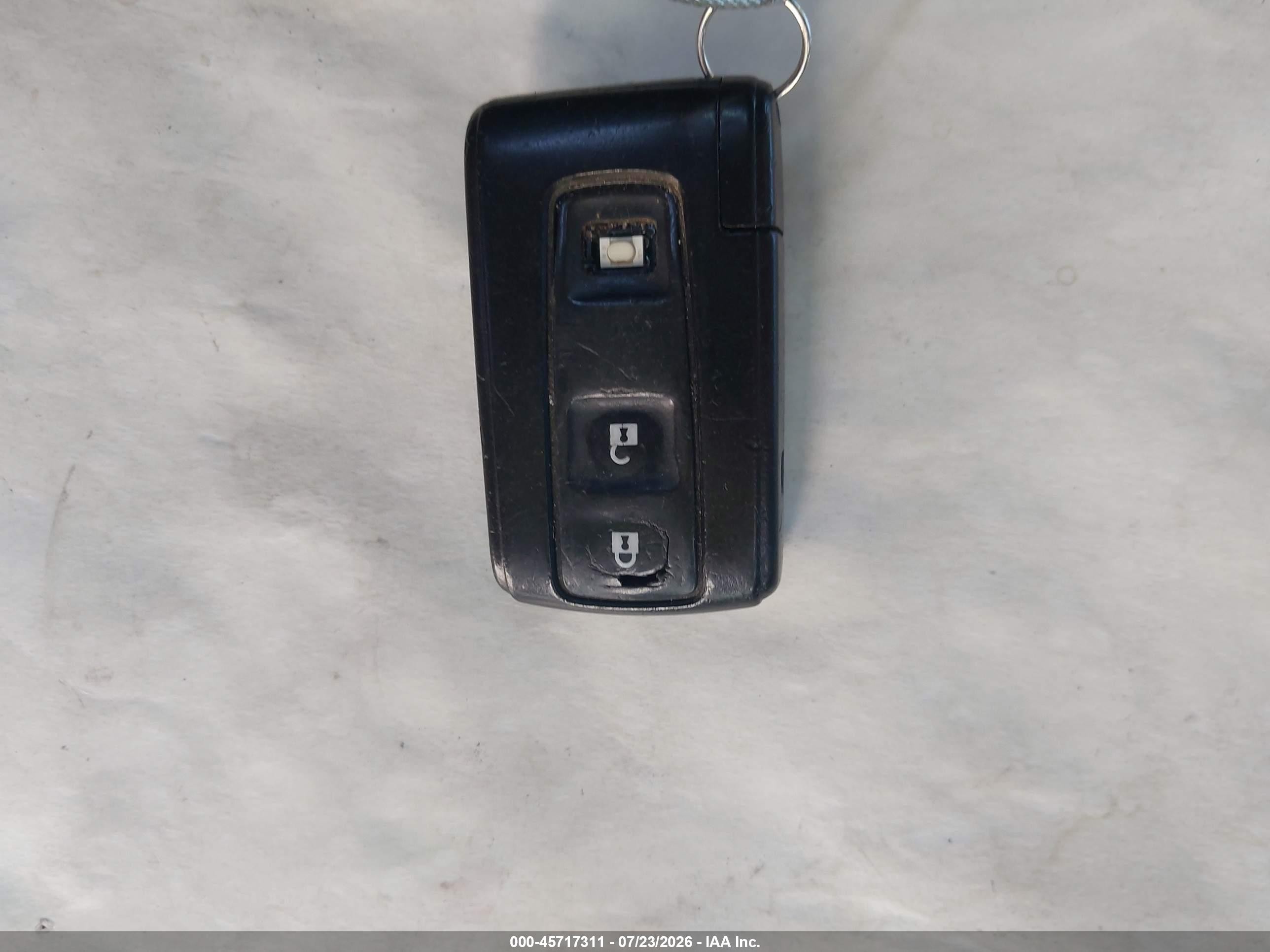2006 Toyota Prius   Blue vin: JTDKB20U267500128