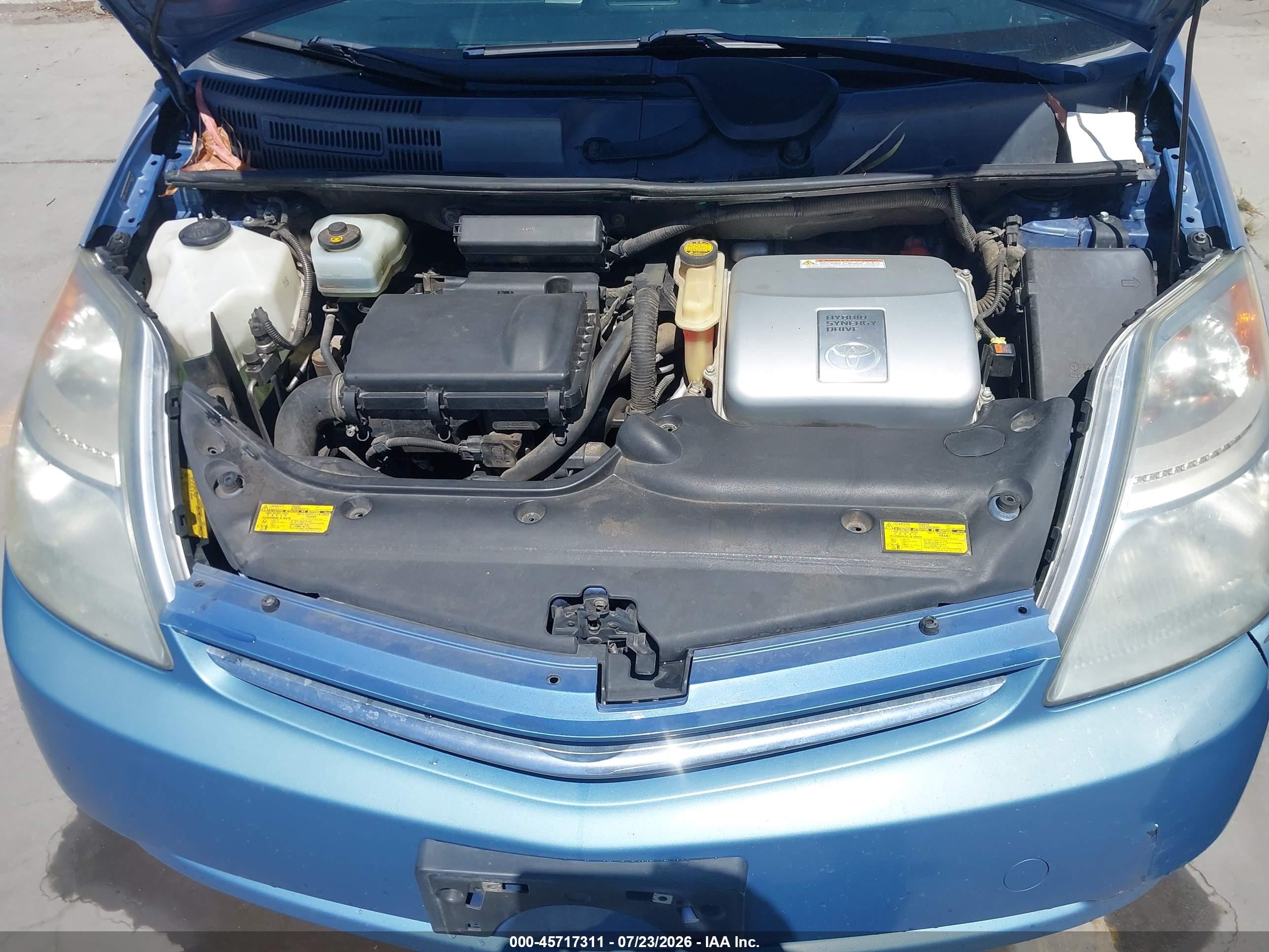 2006 Toyota Prius   Blue vin: JTDKB20U267500128