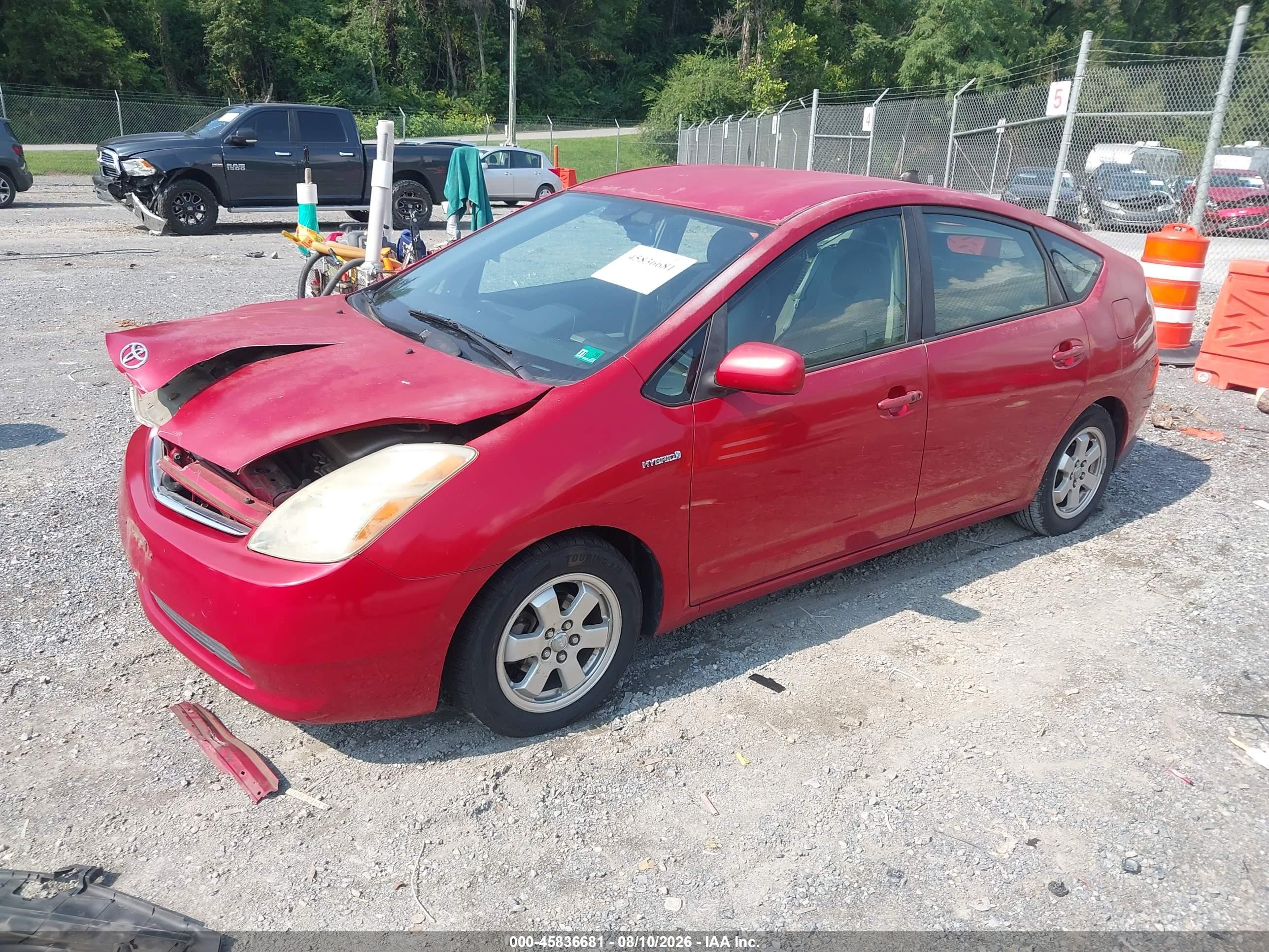 2006 Toyota Prius   Red vin: JTDKB20U267502767