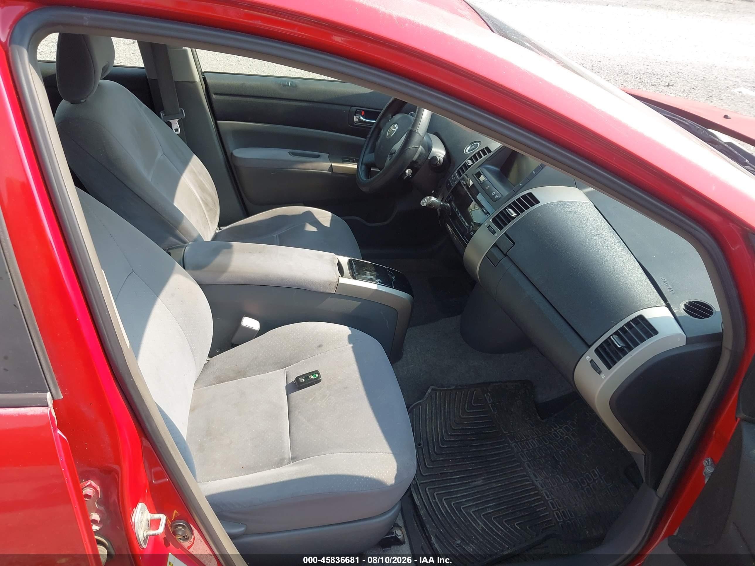 2006 Toyota Prius   Red vin: JTDKB20U267502767