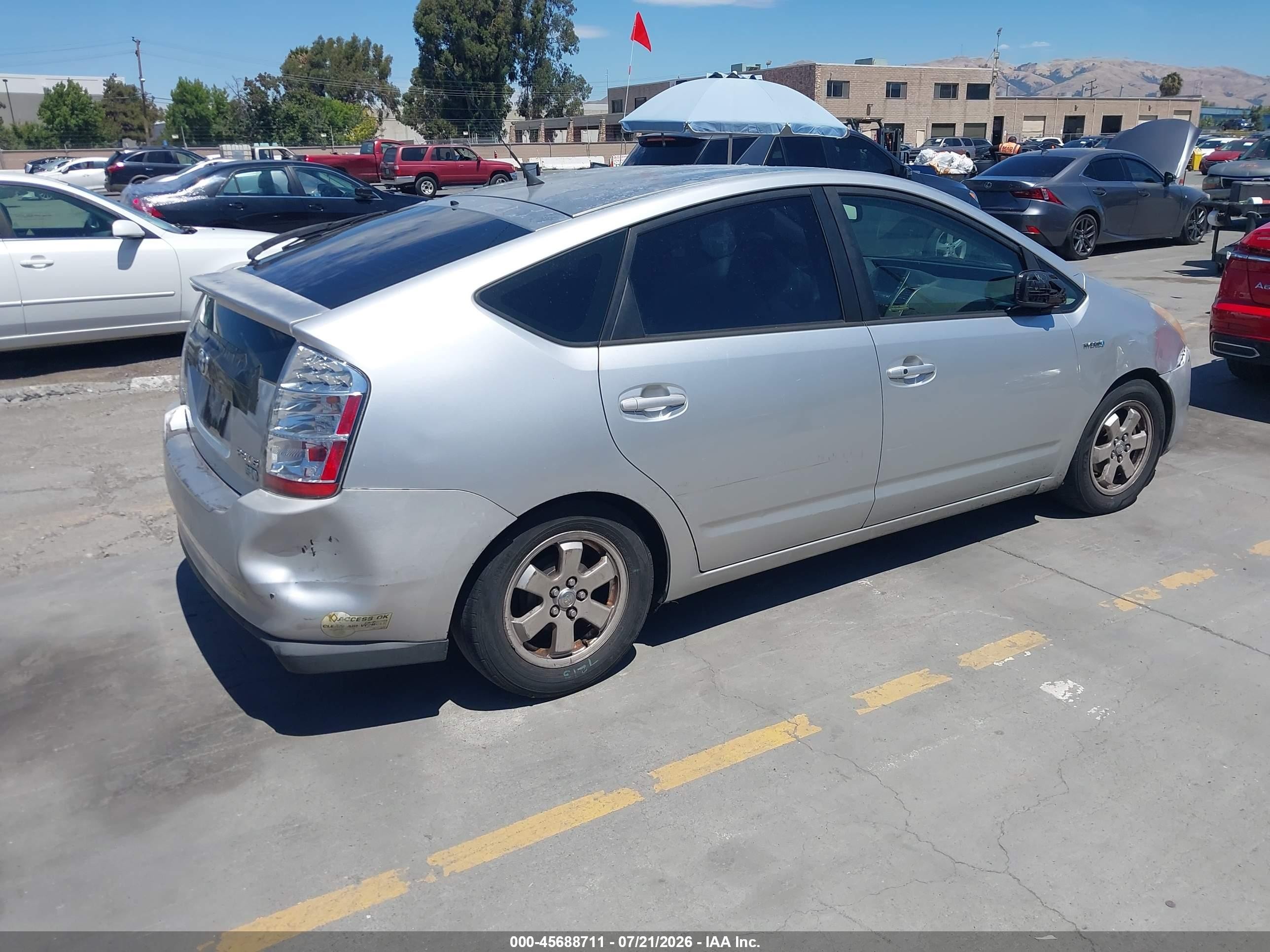 2006 Toyota Prius   Gray vin: JTDKB20U267504129