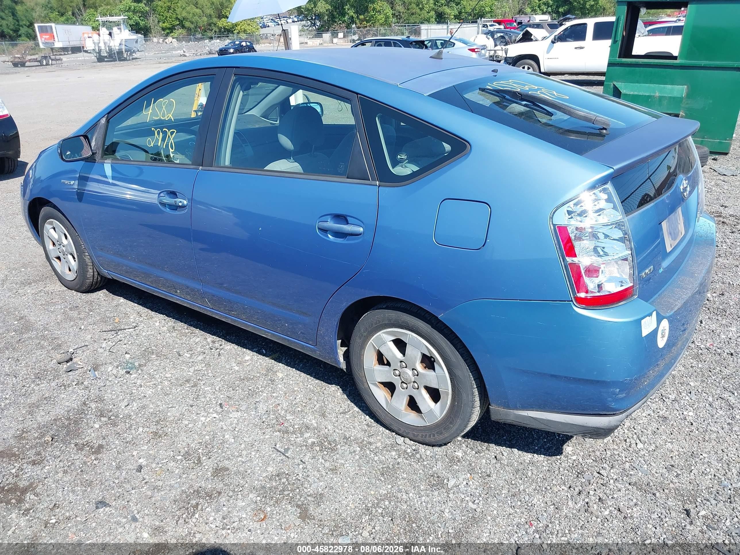 2006 Toyota Prius   Blue vin: JTDKB20U267543500