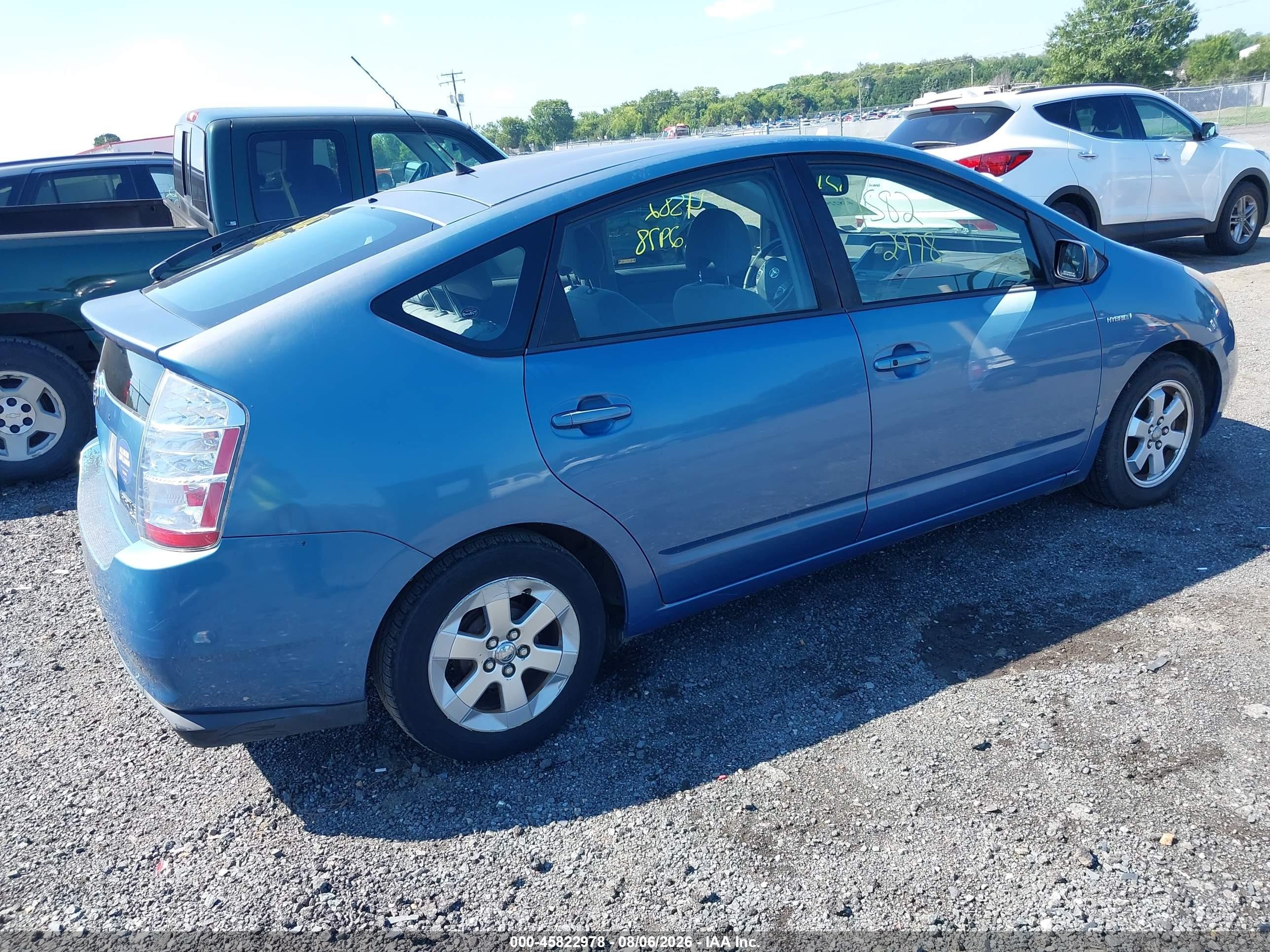 2006 Toyota Prius   Blue vin: JTDKB20U267543500