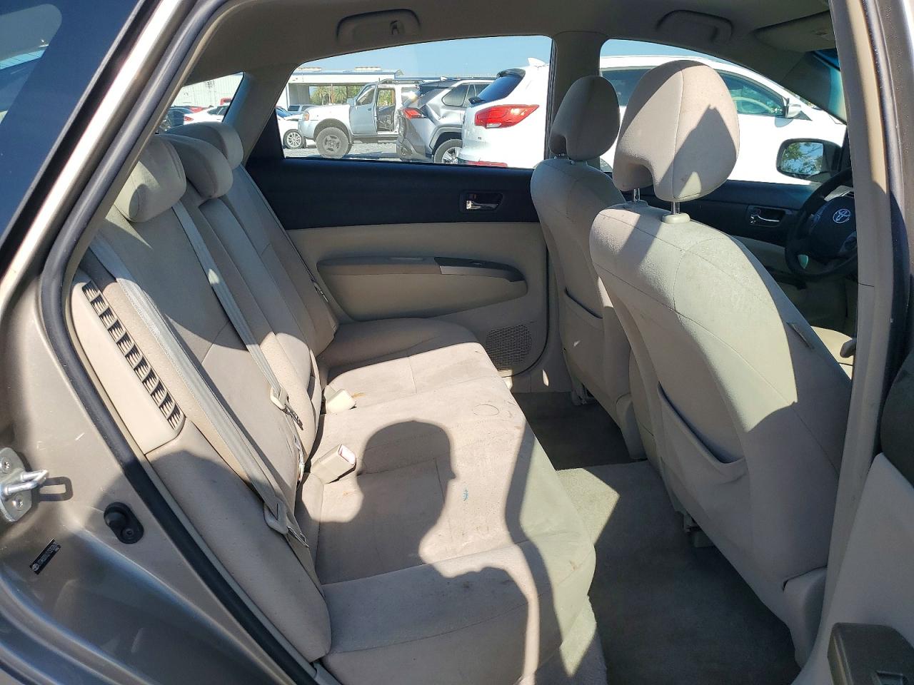2007 Toyota Prius Base Beige vin: JTDKB20U273202638