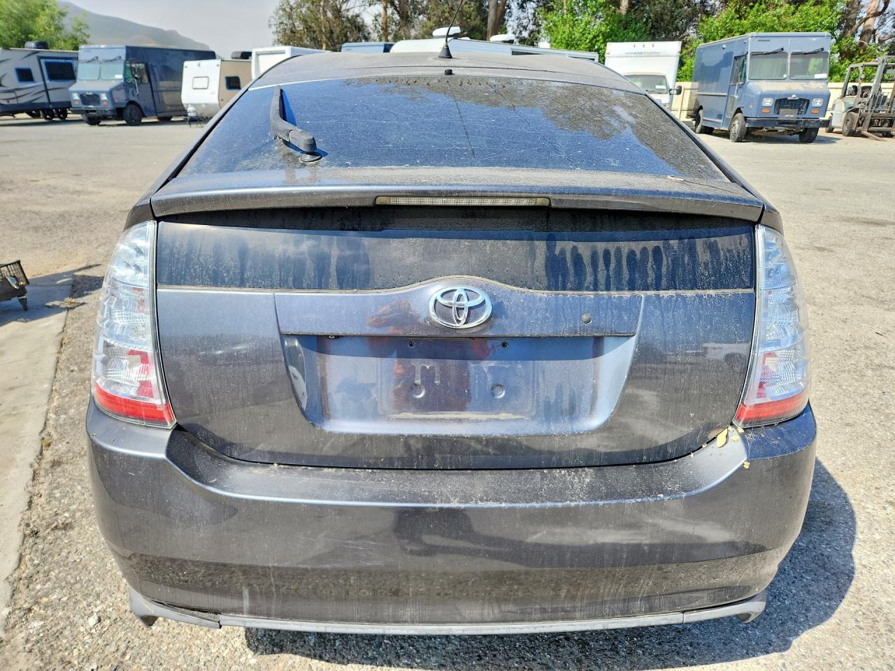 2007 Toyota Prius Base Gray vin: JTDKB20U273204518